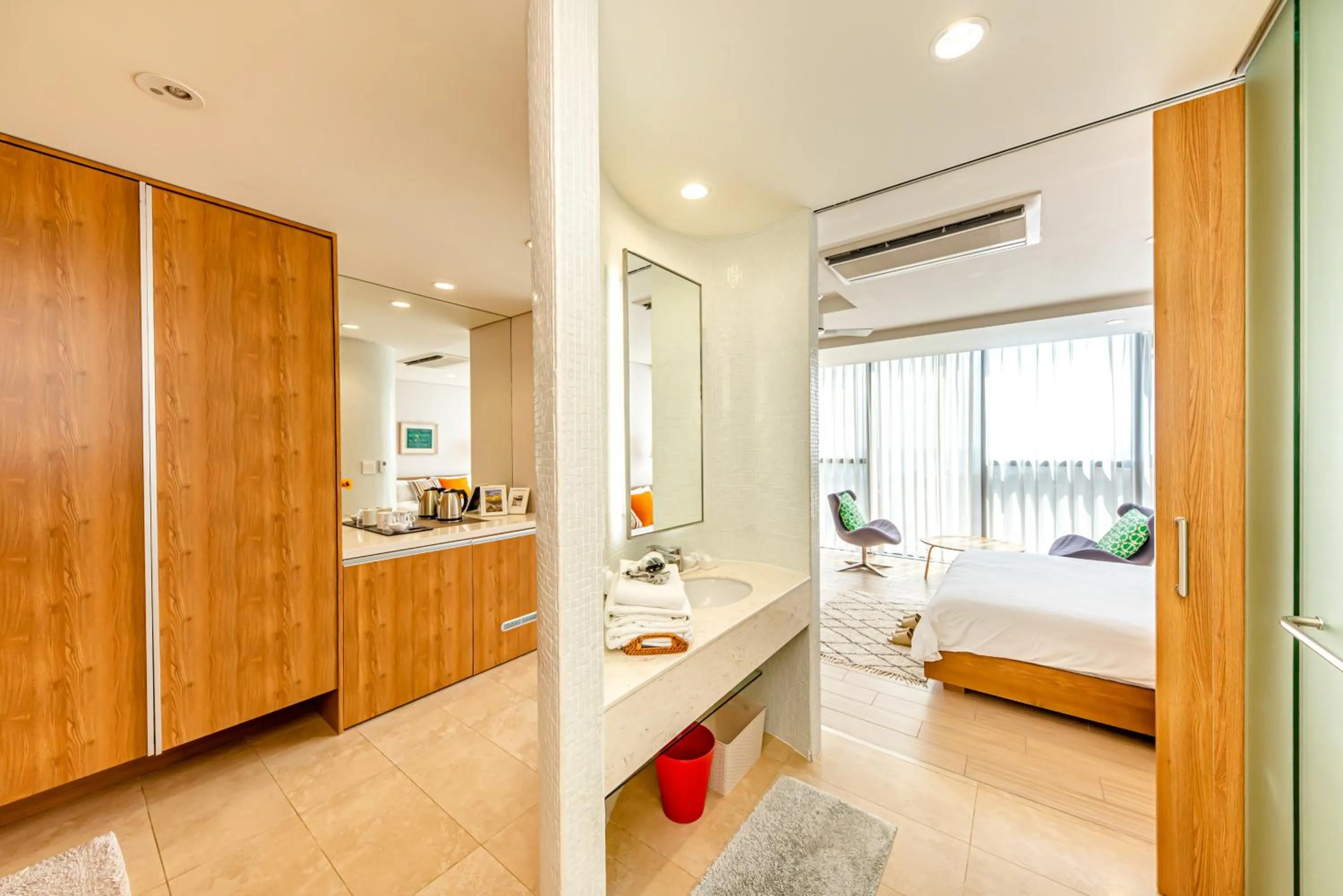 Coffee/tea facilities, Bed in Jeju Bom stay & Art Gallery