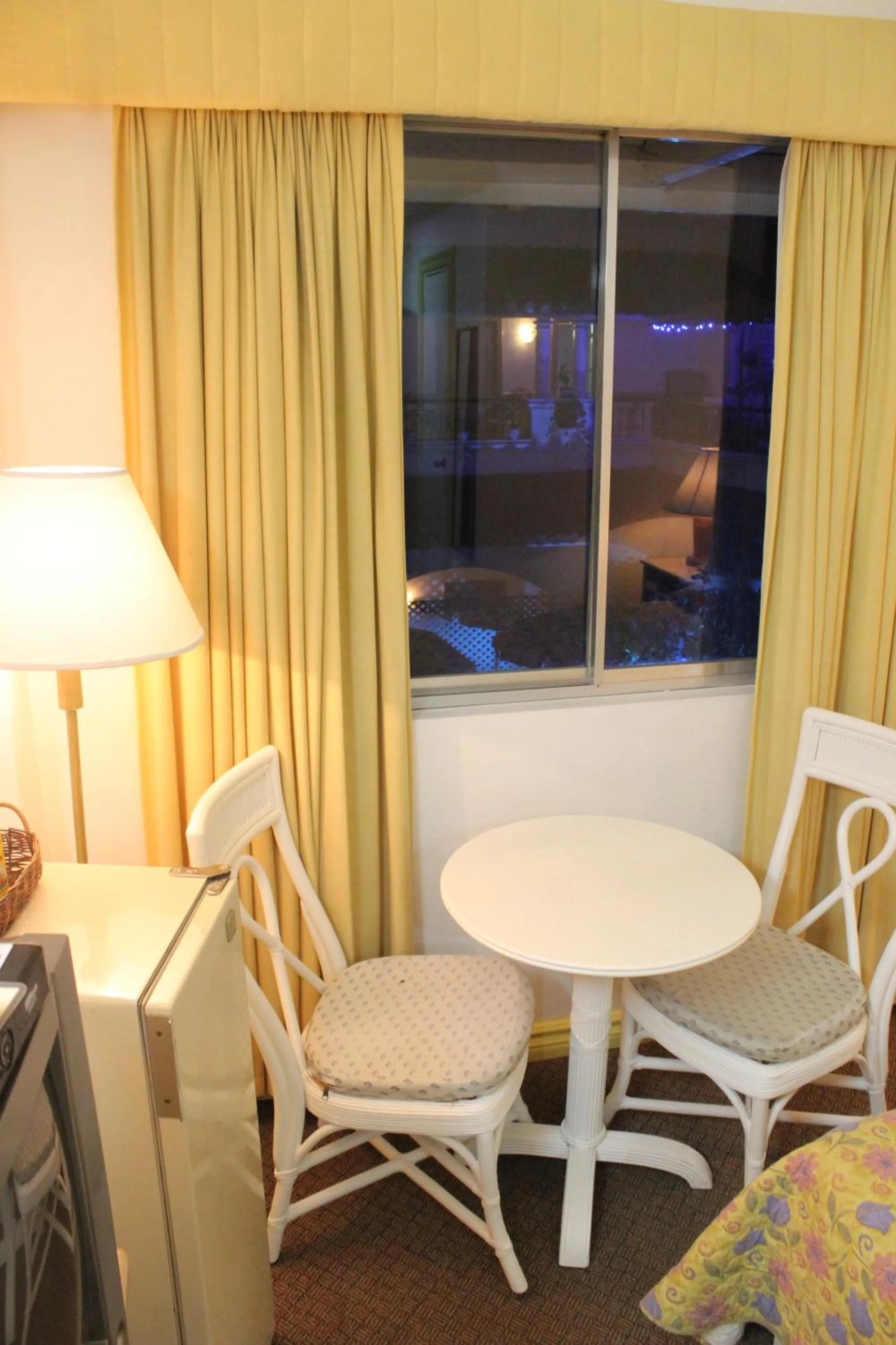 Seating area in Hotel Galleria