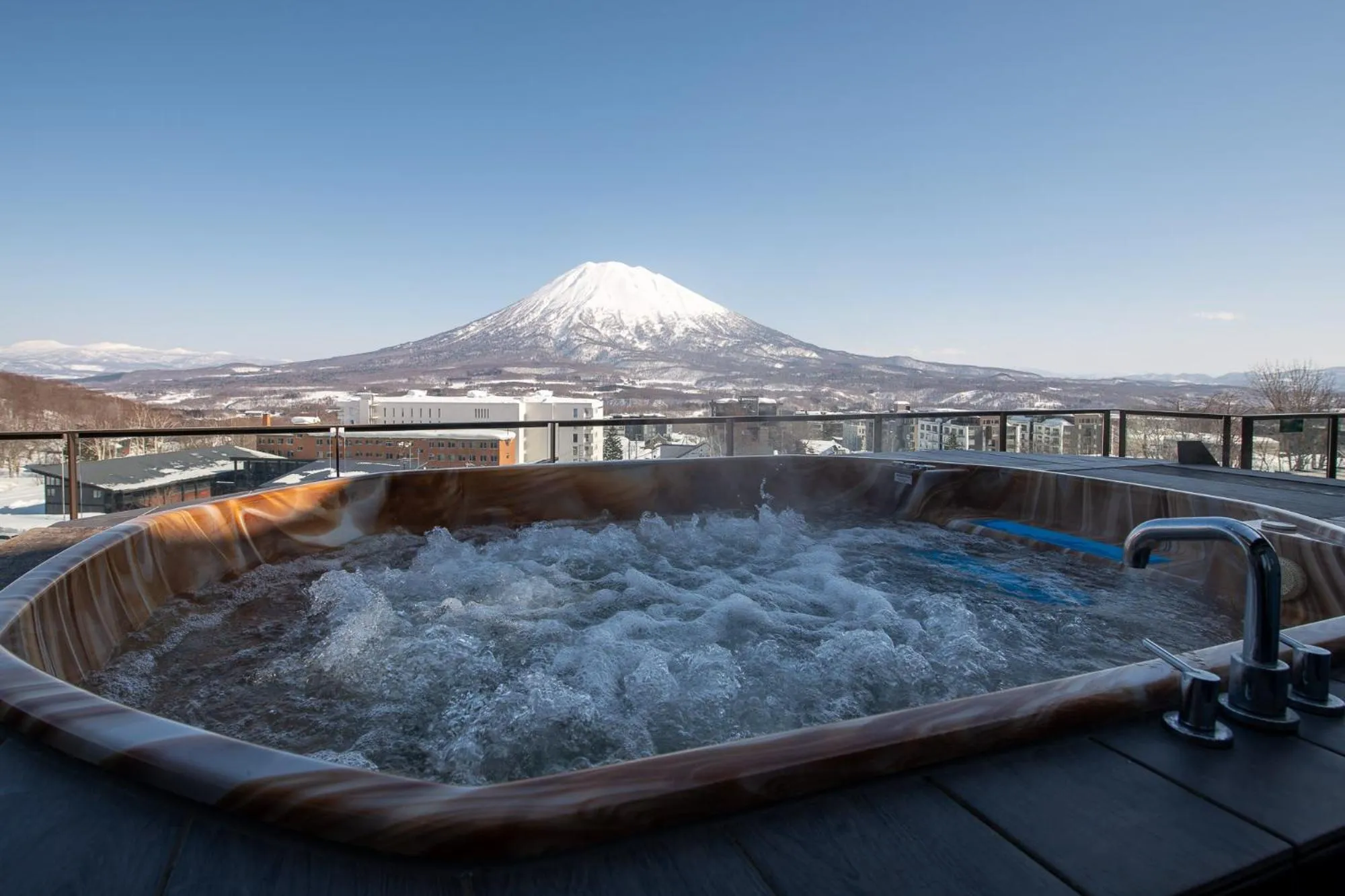 Hot Tub in Ki Niseko