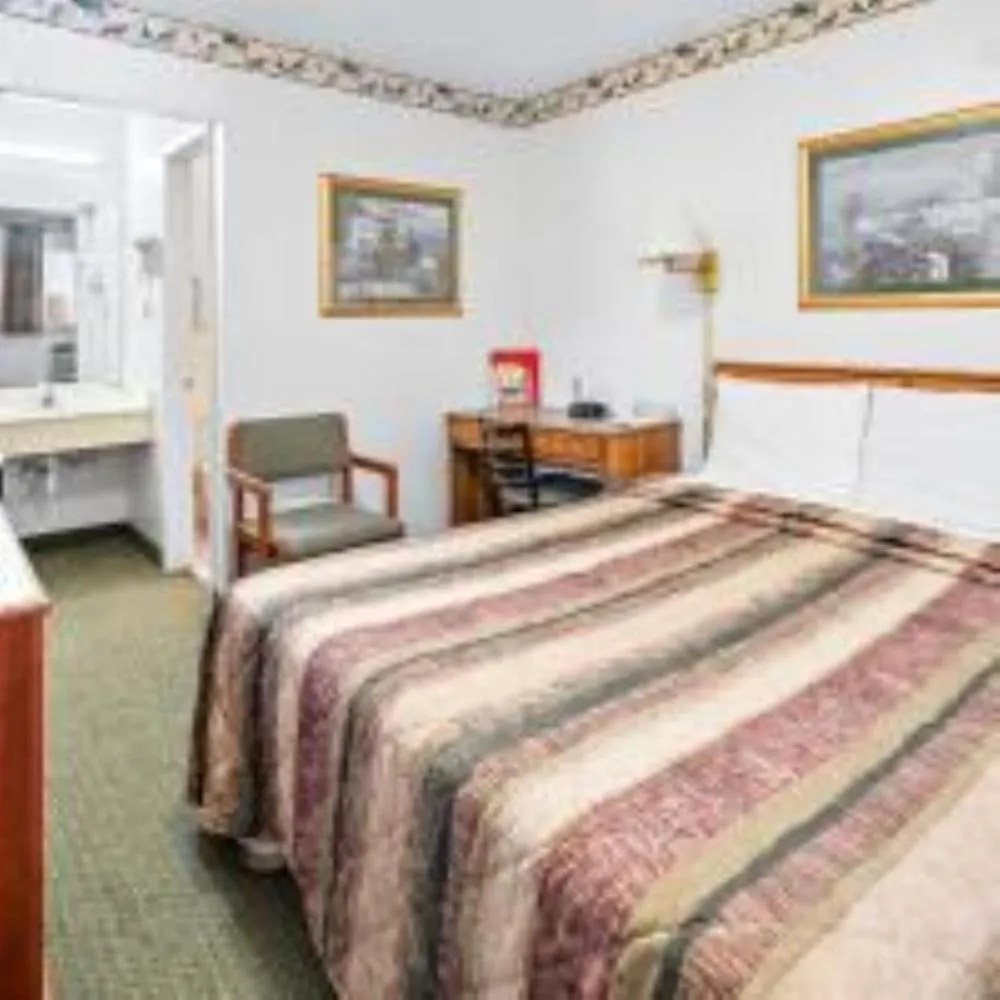 Friendship Inn Hotel