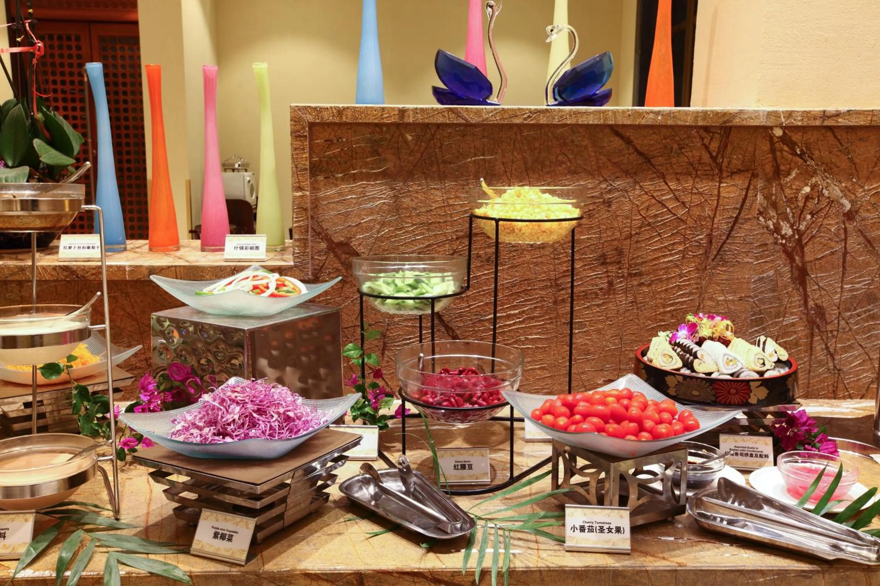 Food in Sanya Seacube Holiday Hotel