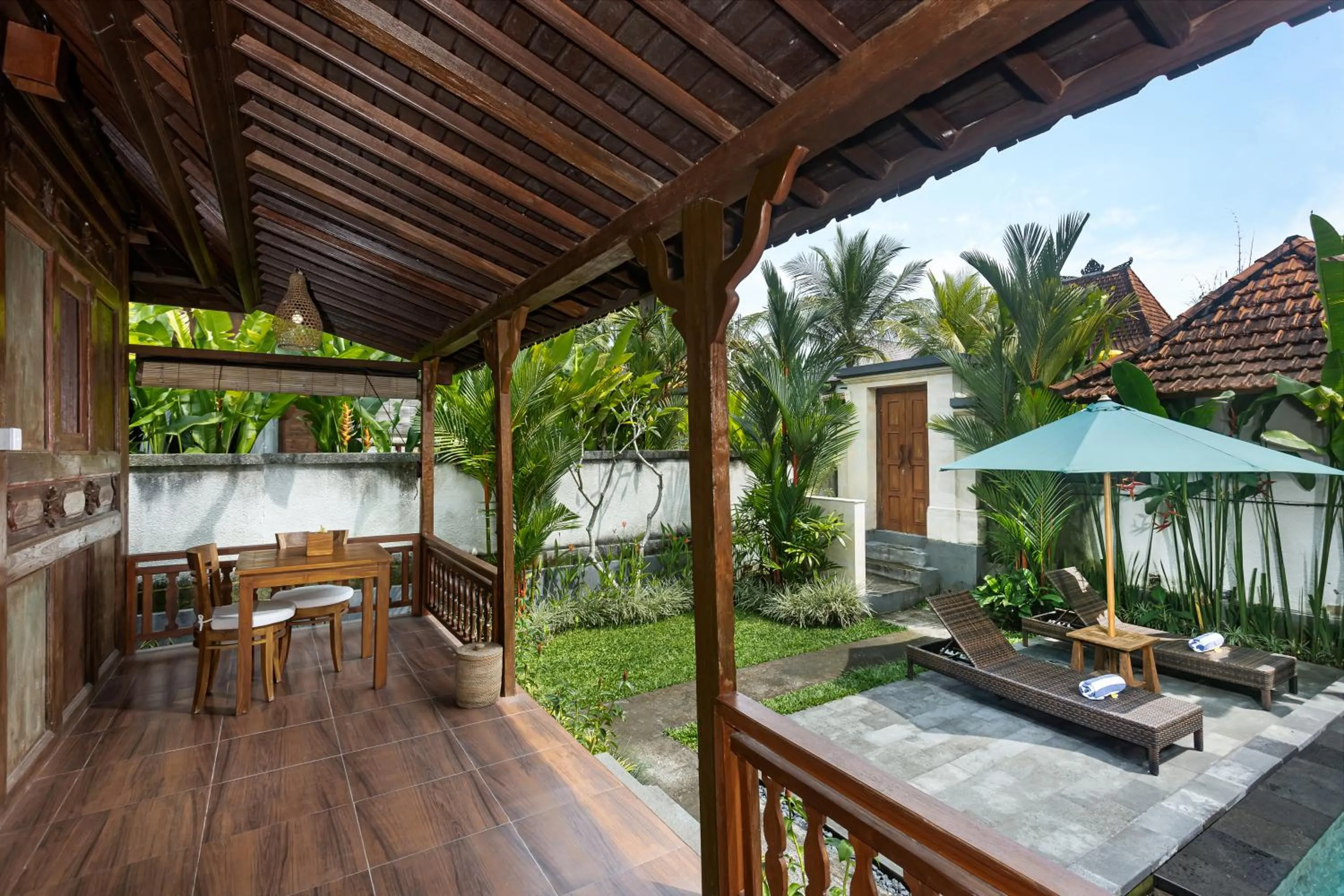 Balcony/Terrace in Meng Bengil Villa