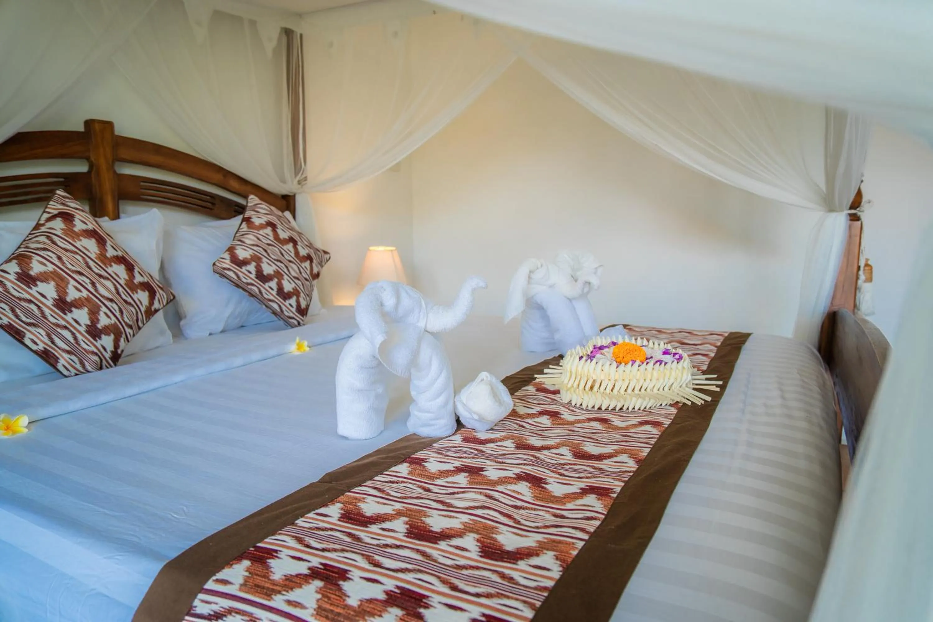 Bed in Meng Bengil Villa