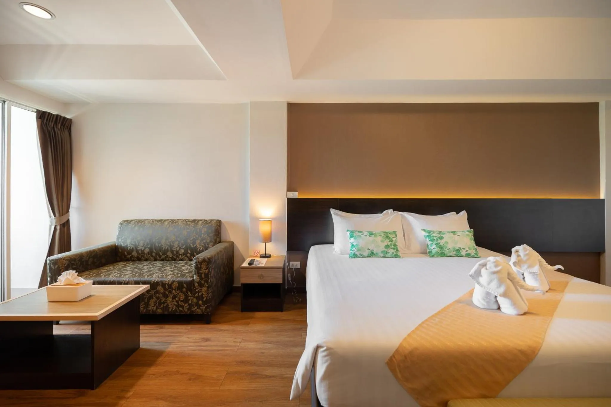 Bed in Golden Jade Suvarnabhumi