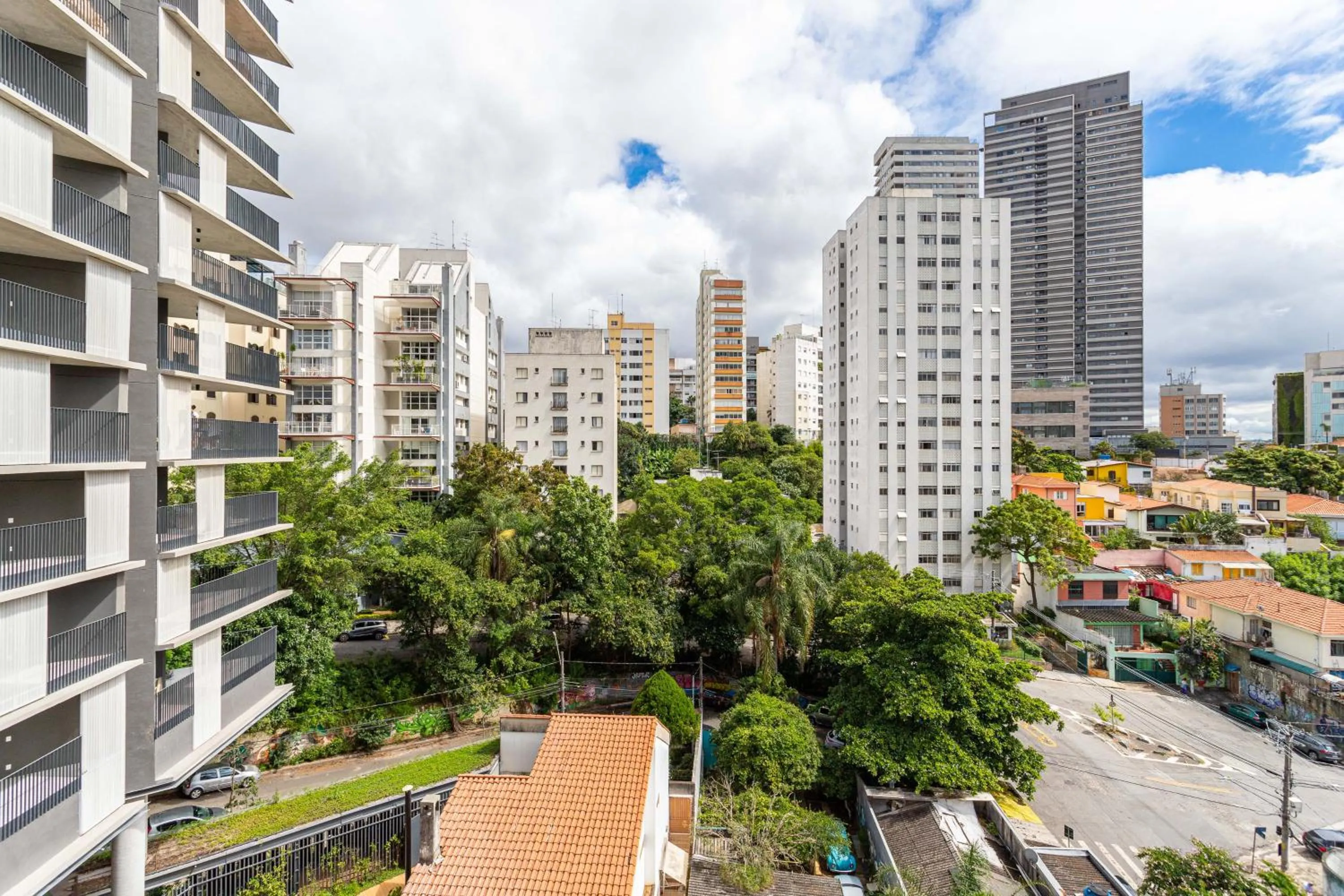 Property building in Charlie Onze22 Vila Madalena