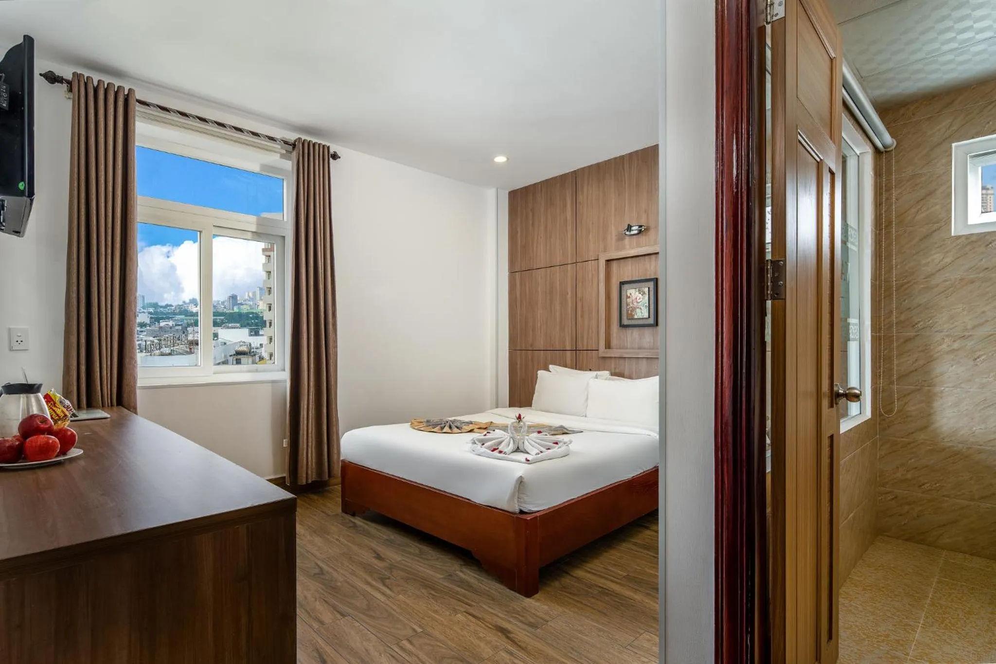 Bed in Valencia Da Nang Beach Hotel