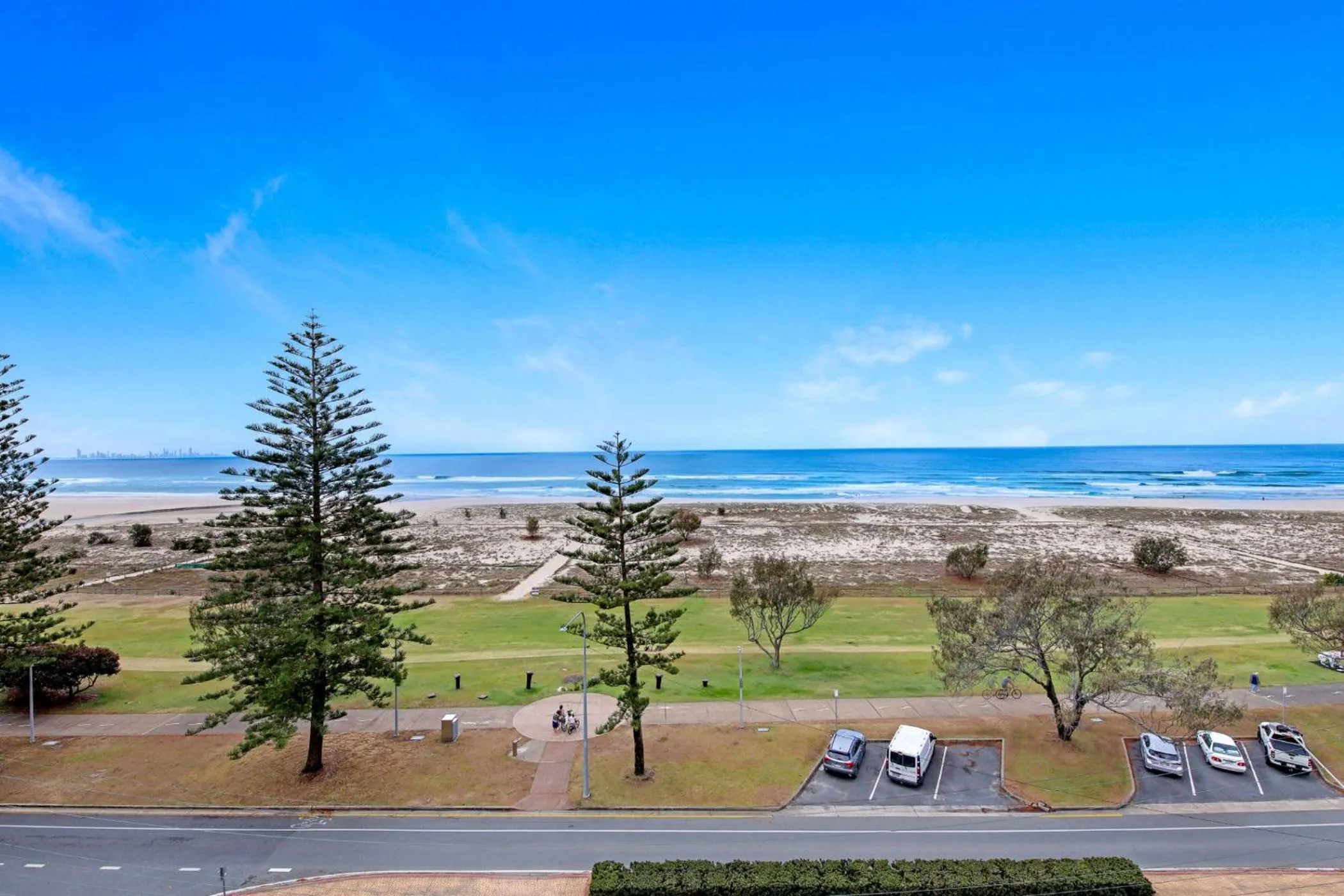 Day in Meridian Tower Kirra Beach