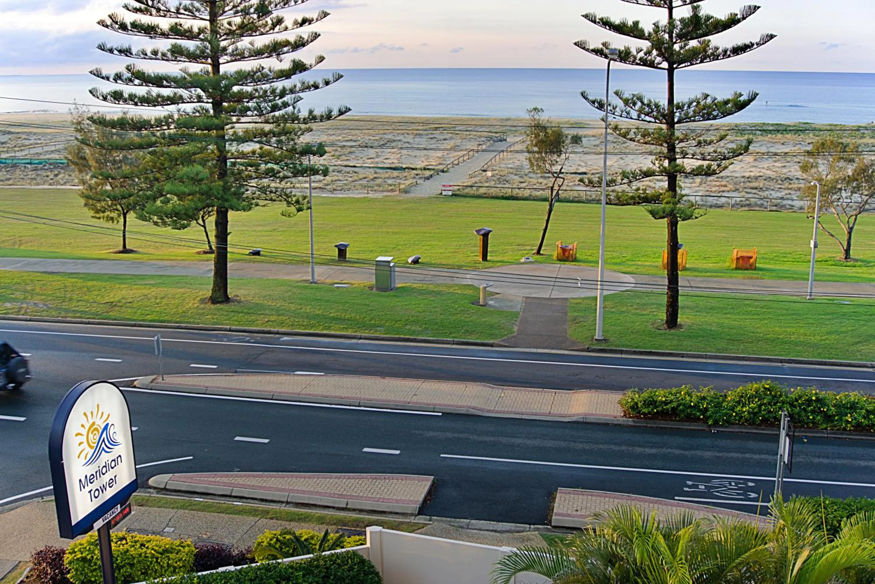 Neighbourhood in Meridian Tower Kirra Beach