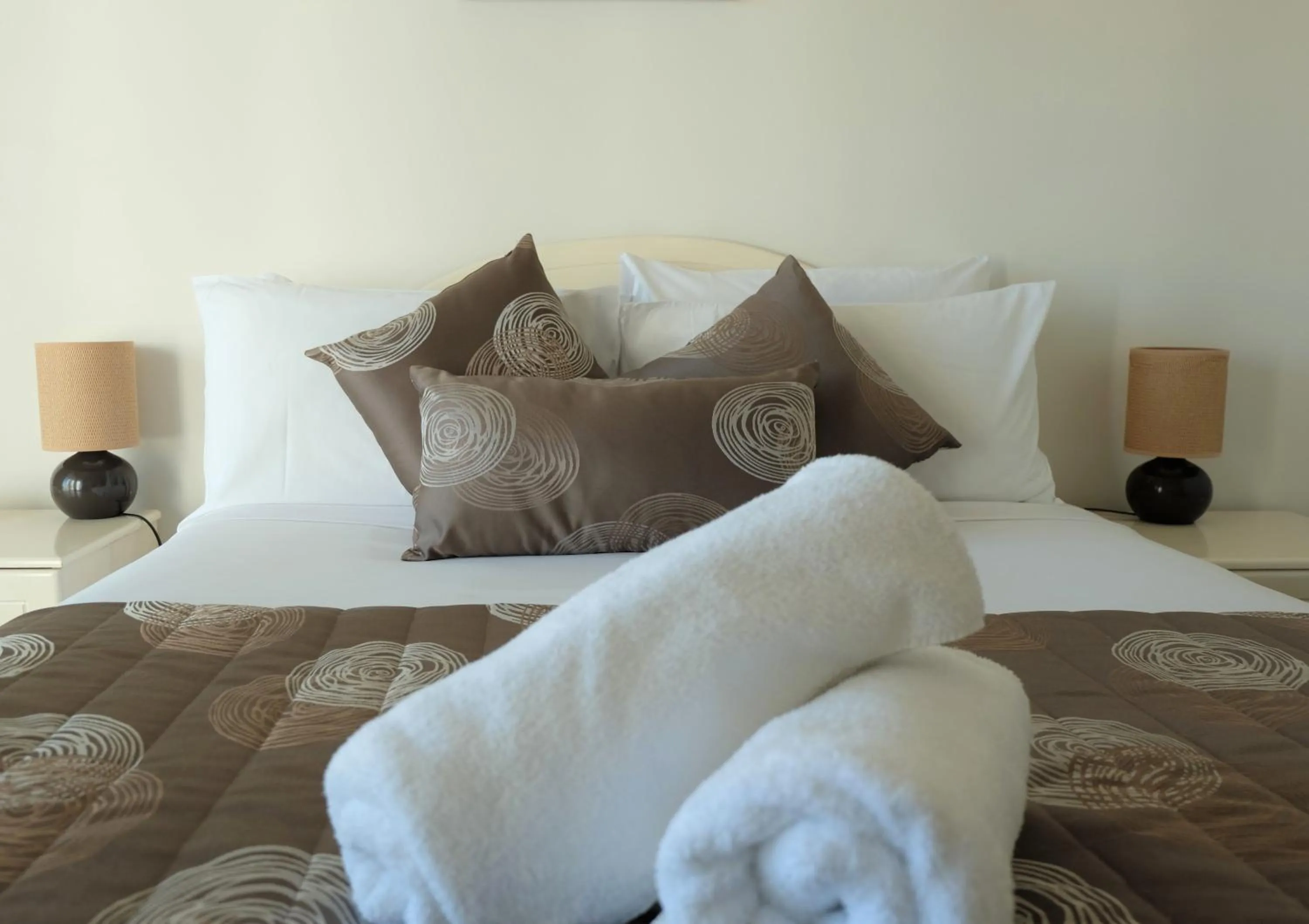 Bed in Meridian Tower Kirra Beach