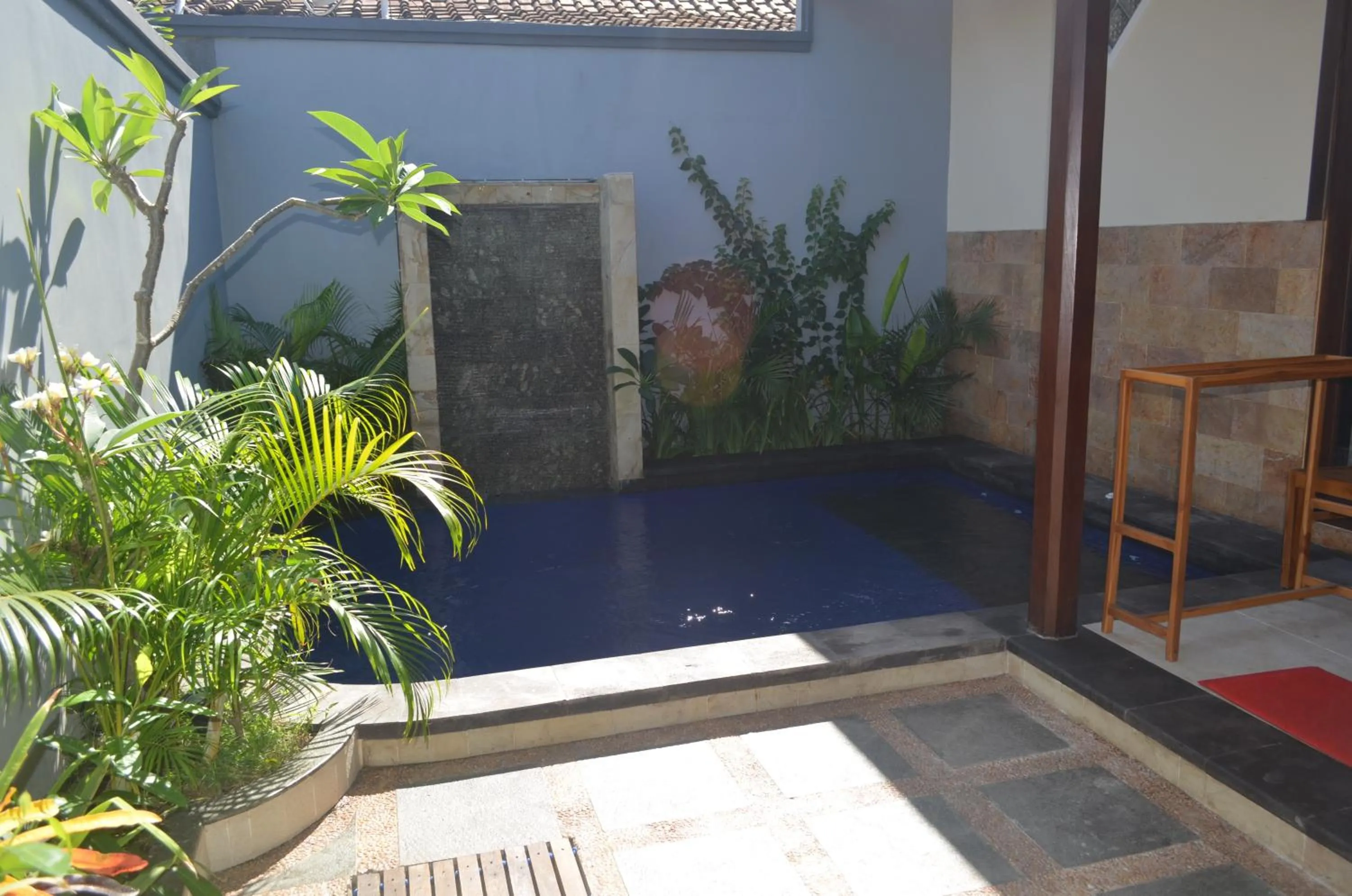 Swimming pool in Villa Sahabat