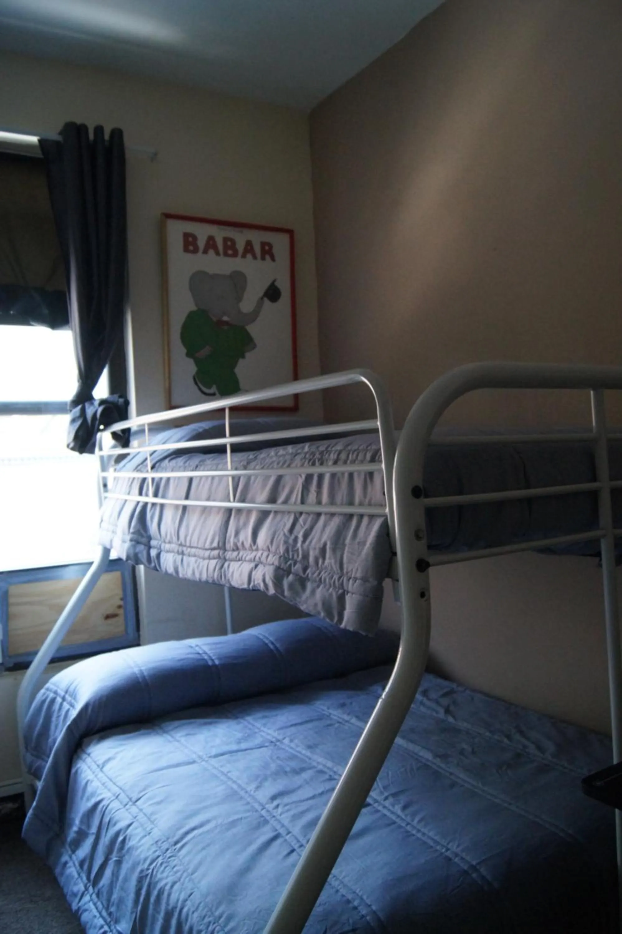 Bed in Macaw Guest House