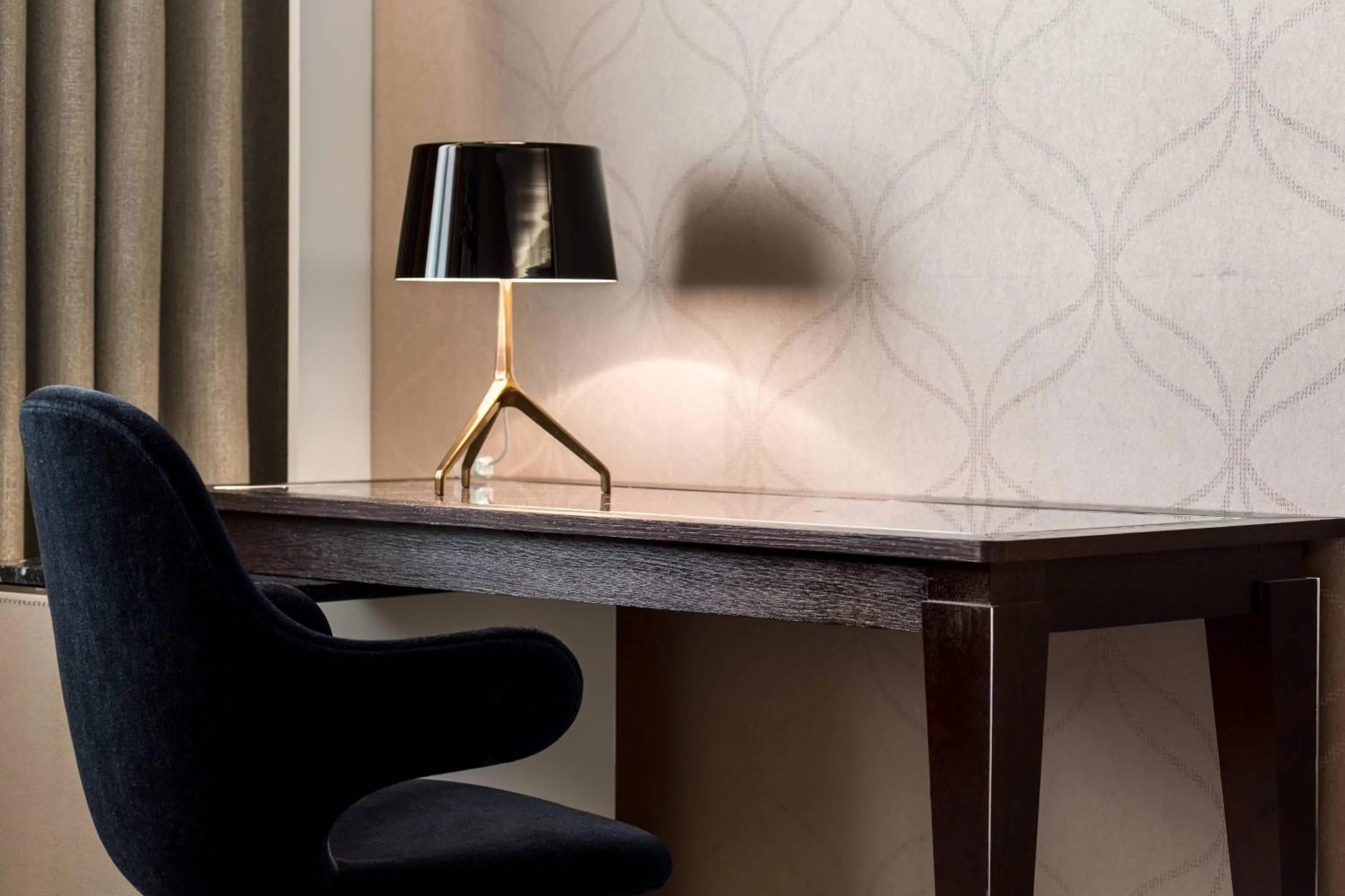 Photo of the whole room in AC Hotel Paris Porte Maillot by Marriott