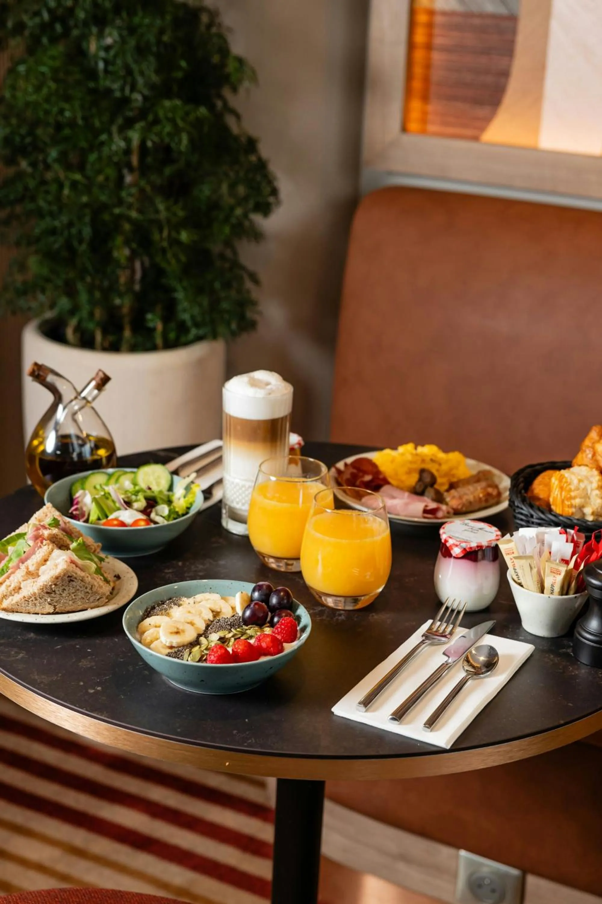 Breakfast in AC Hotel Paris Porte Maillot by Marriott