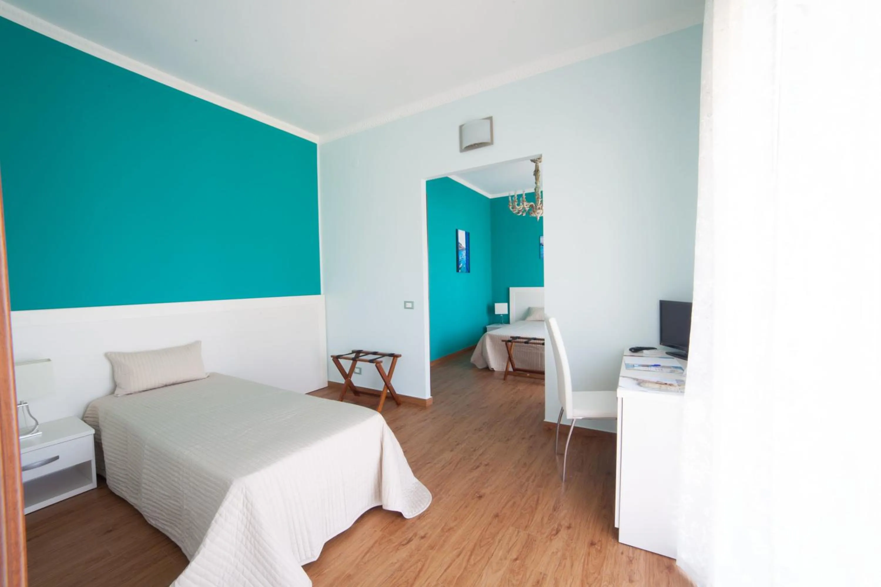 Photo of the whole room in B&B Trapani In