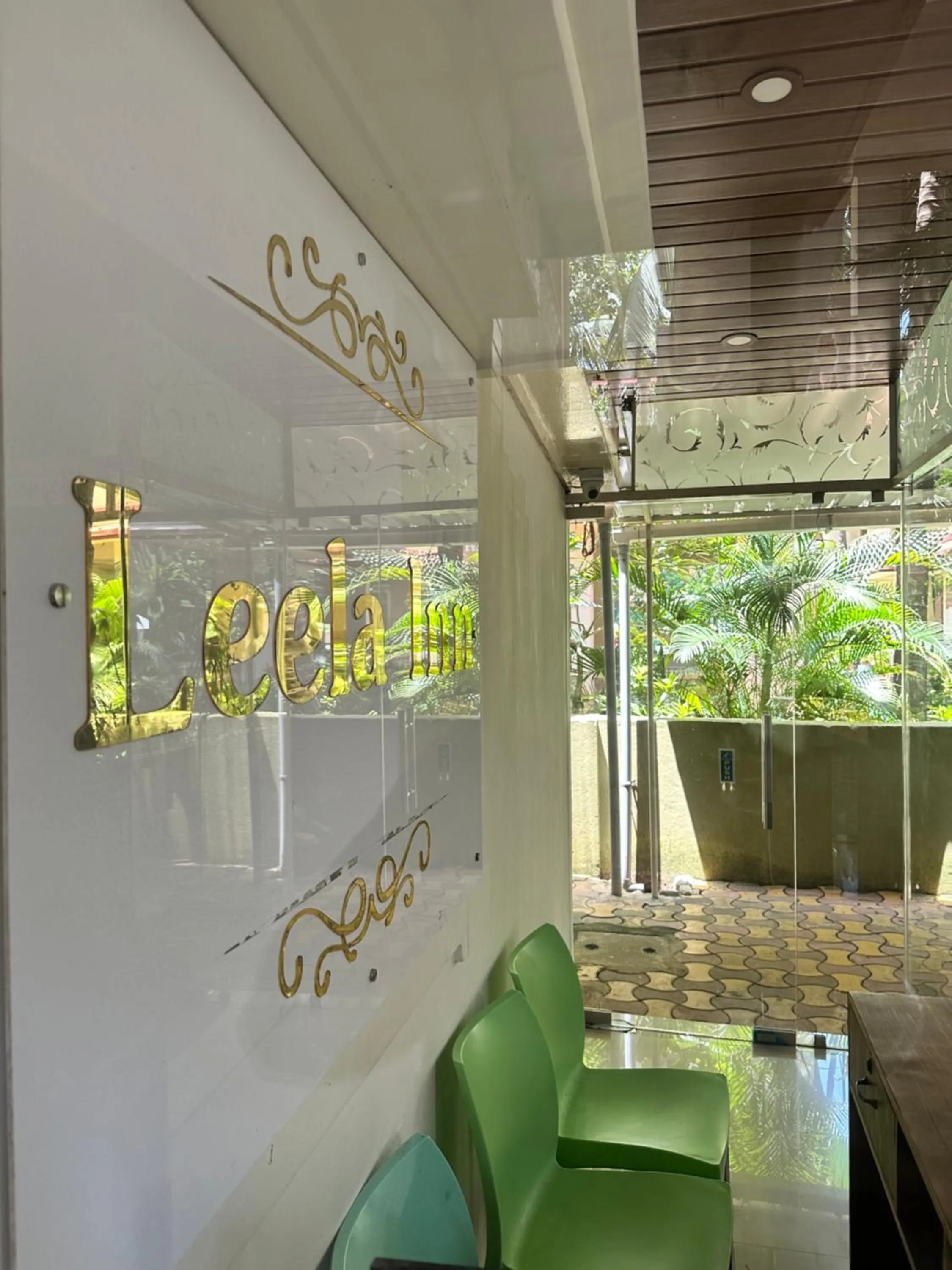 Lobby or reception in Hotel Leela Inn