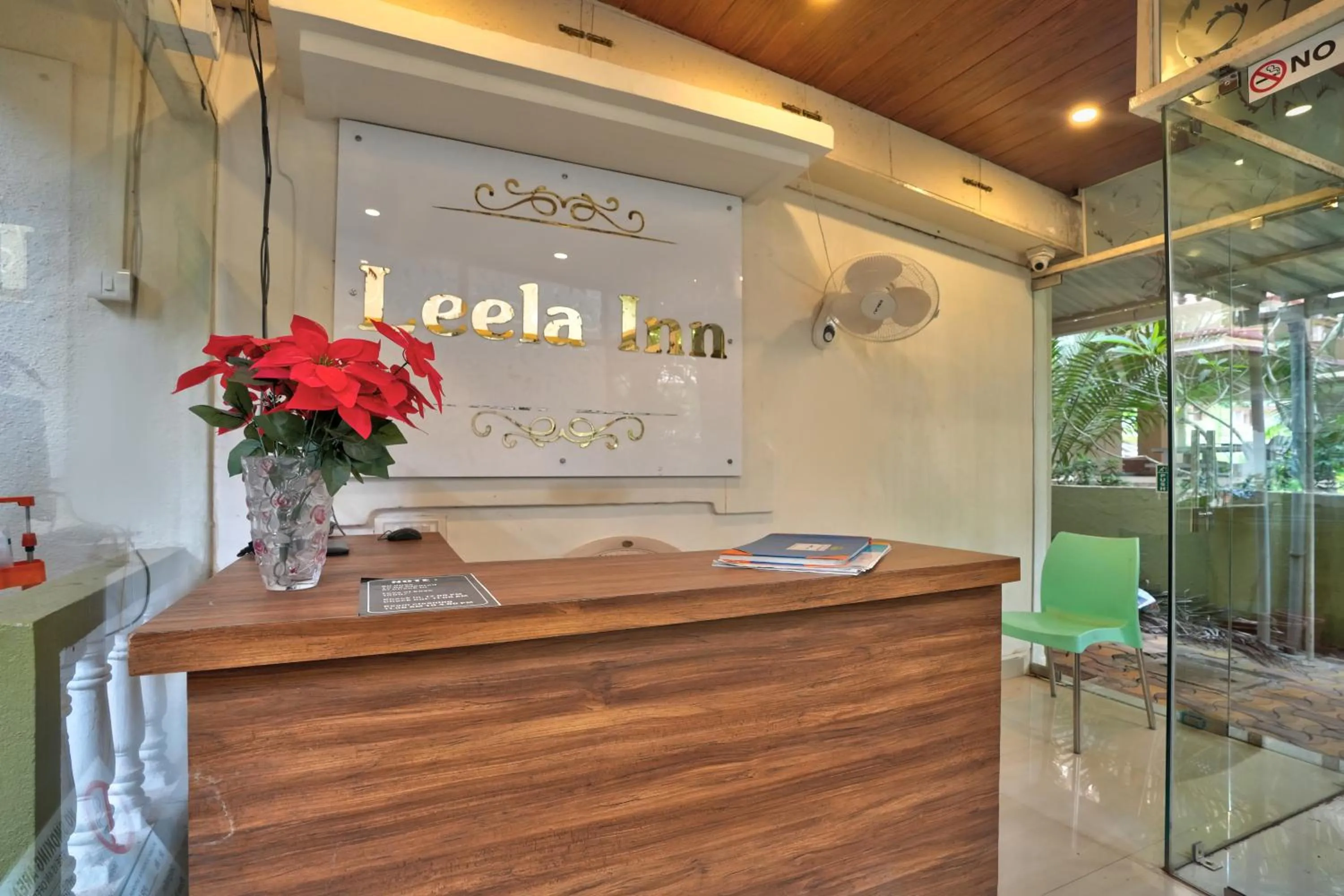 Lobby or reception in Hotel Leela Inn