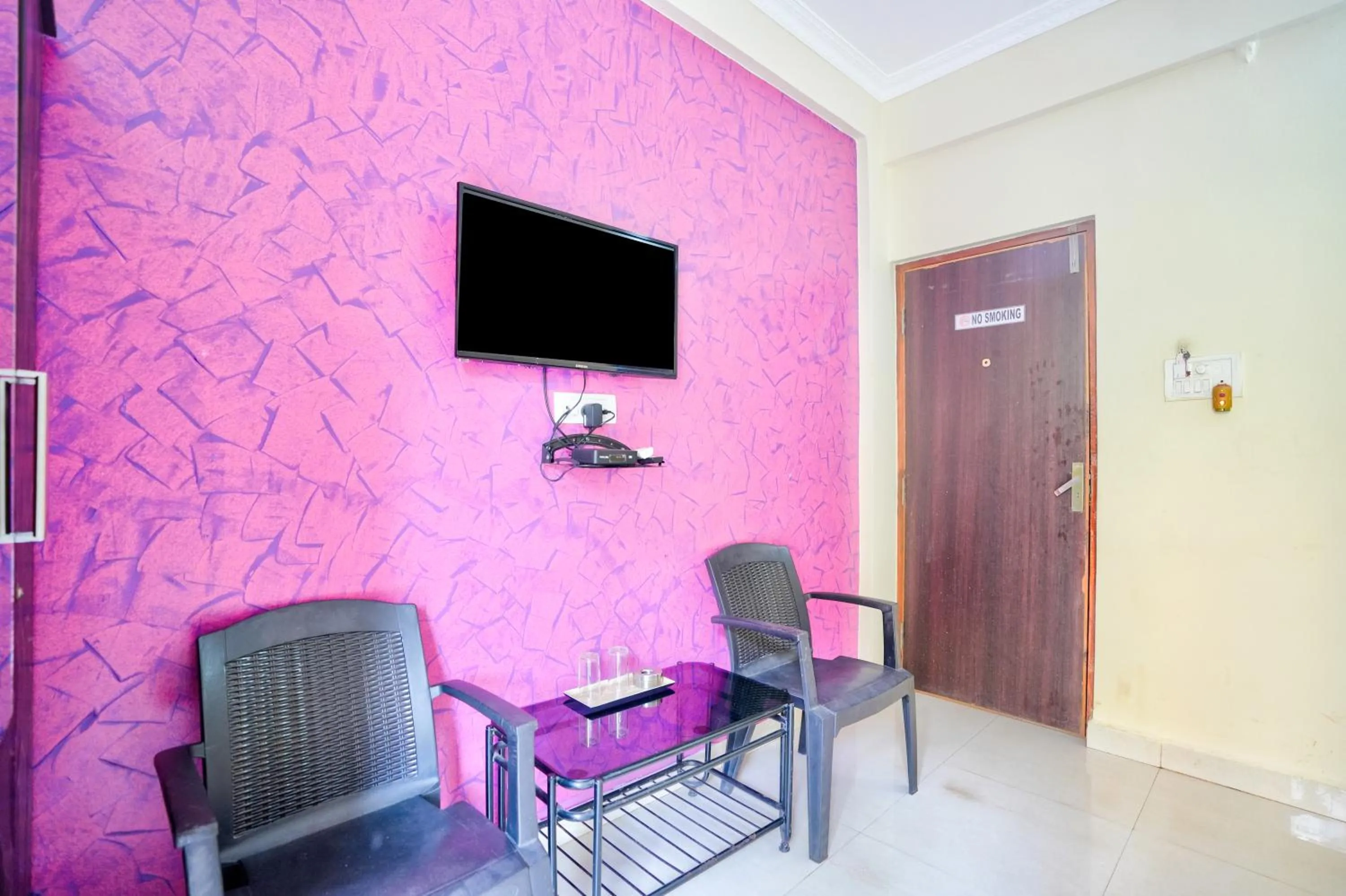 Area and facilities in Hotel Leela Inn