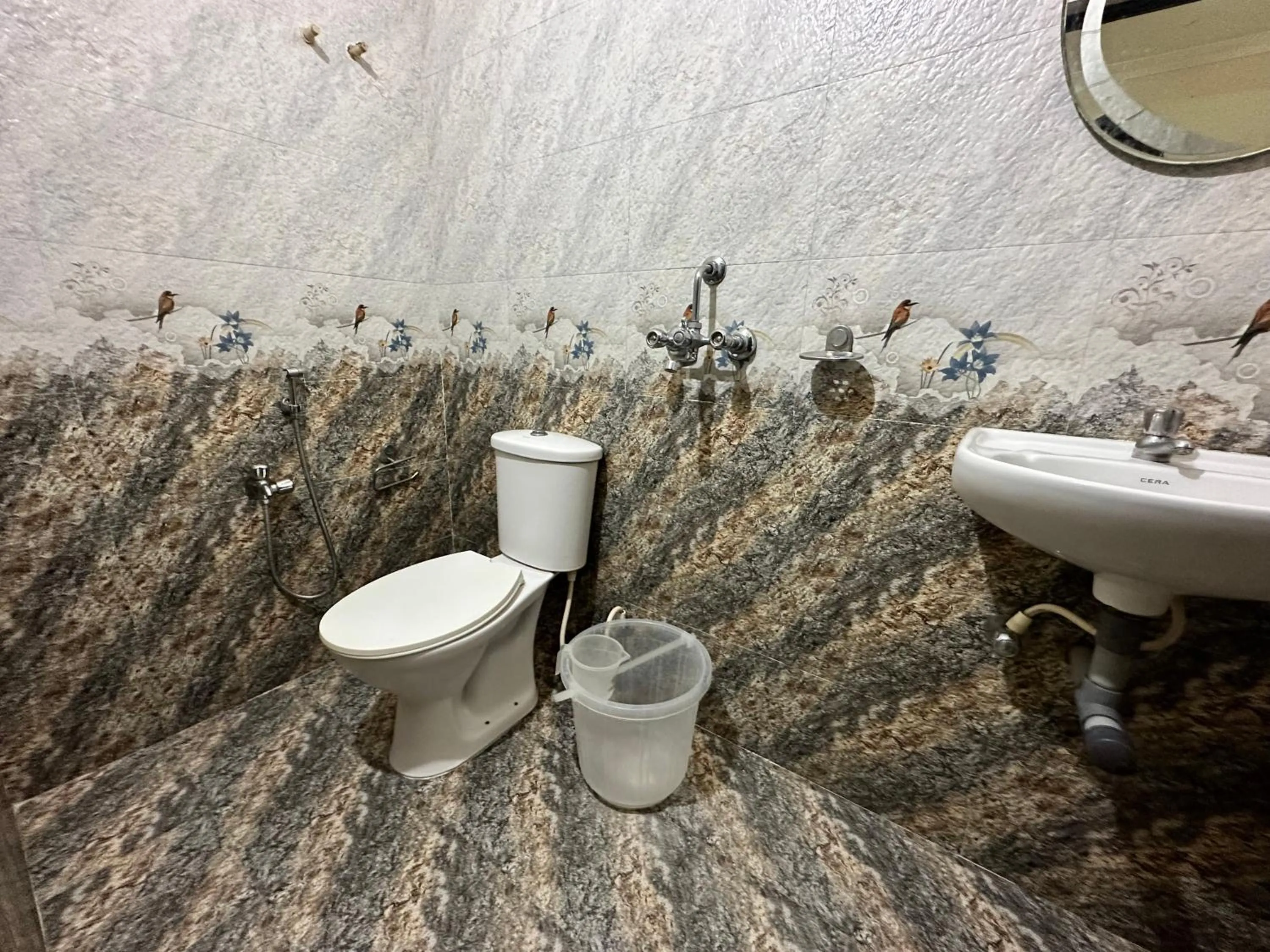 Bathroom in Hotel Leela Inn