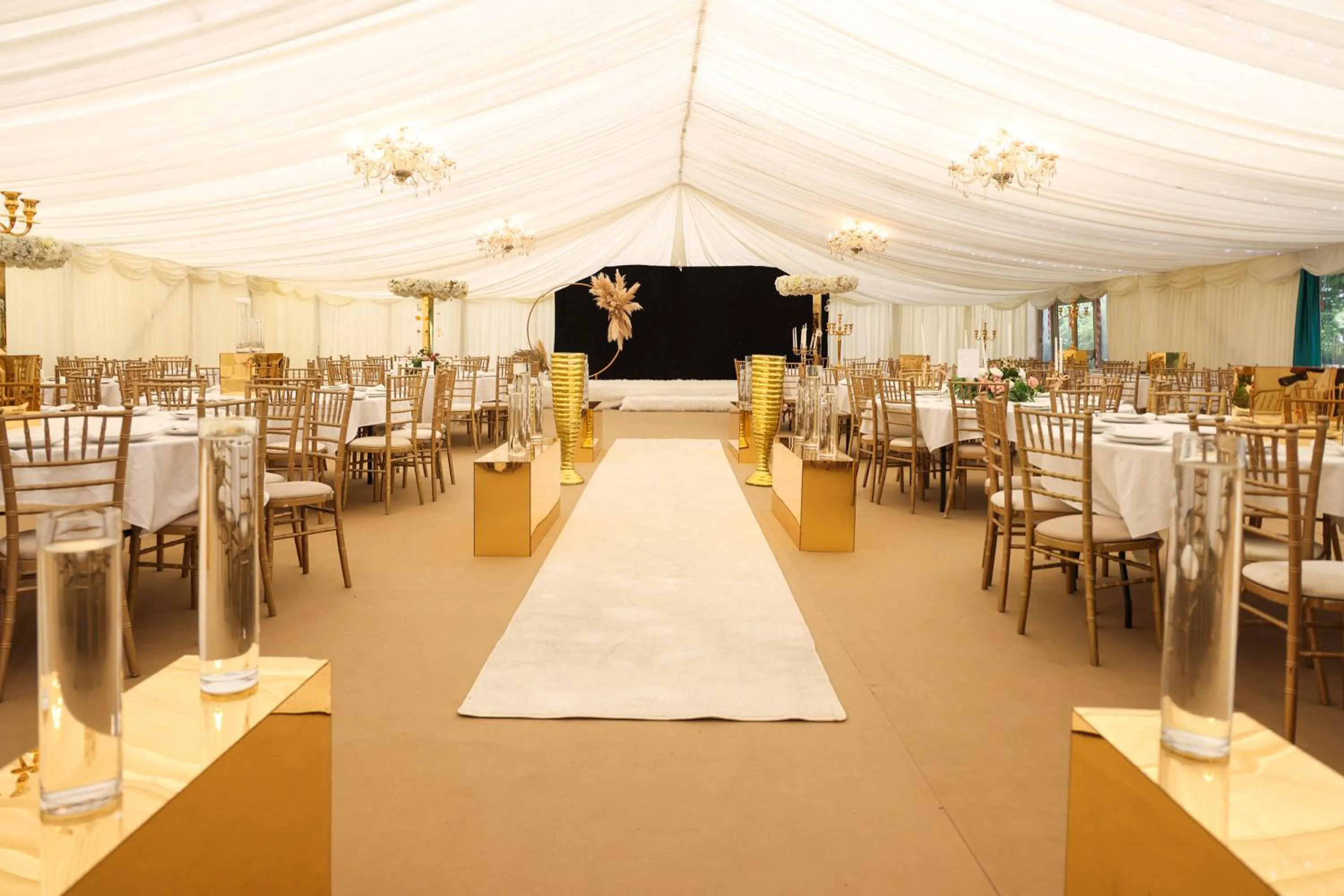 Banquet/Function facilities in OYO Tong Park Hotel