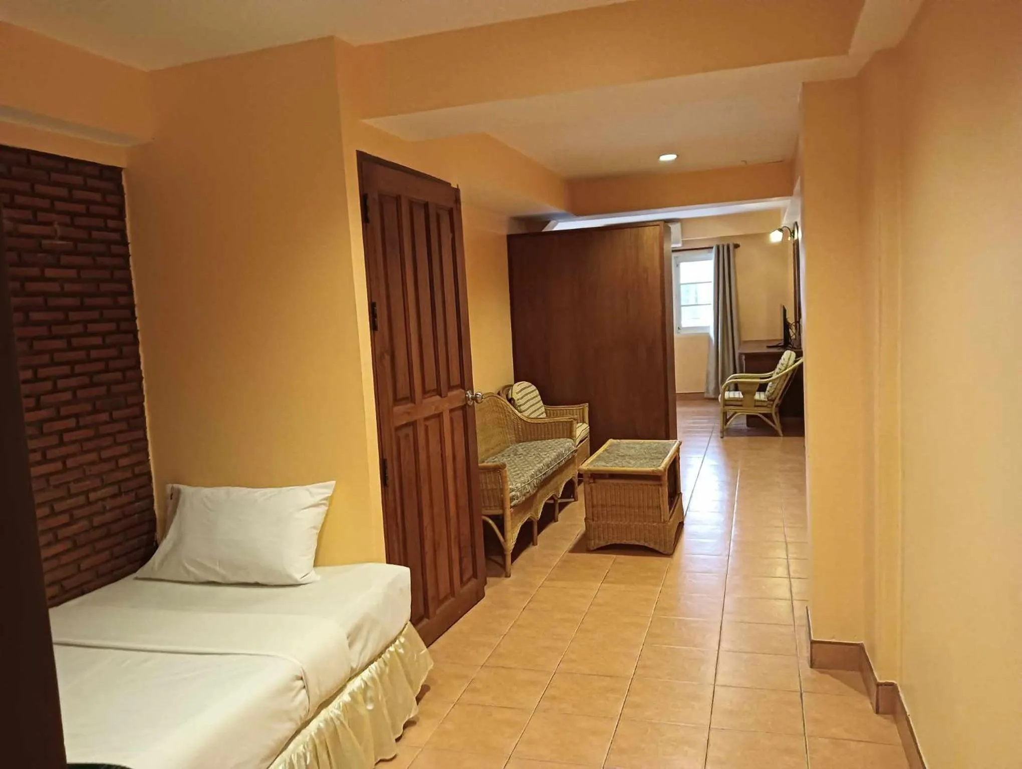 Bed in Nid Huahin Hotel