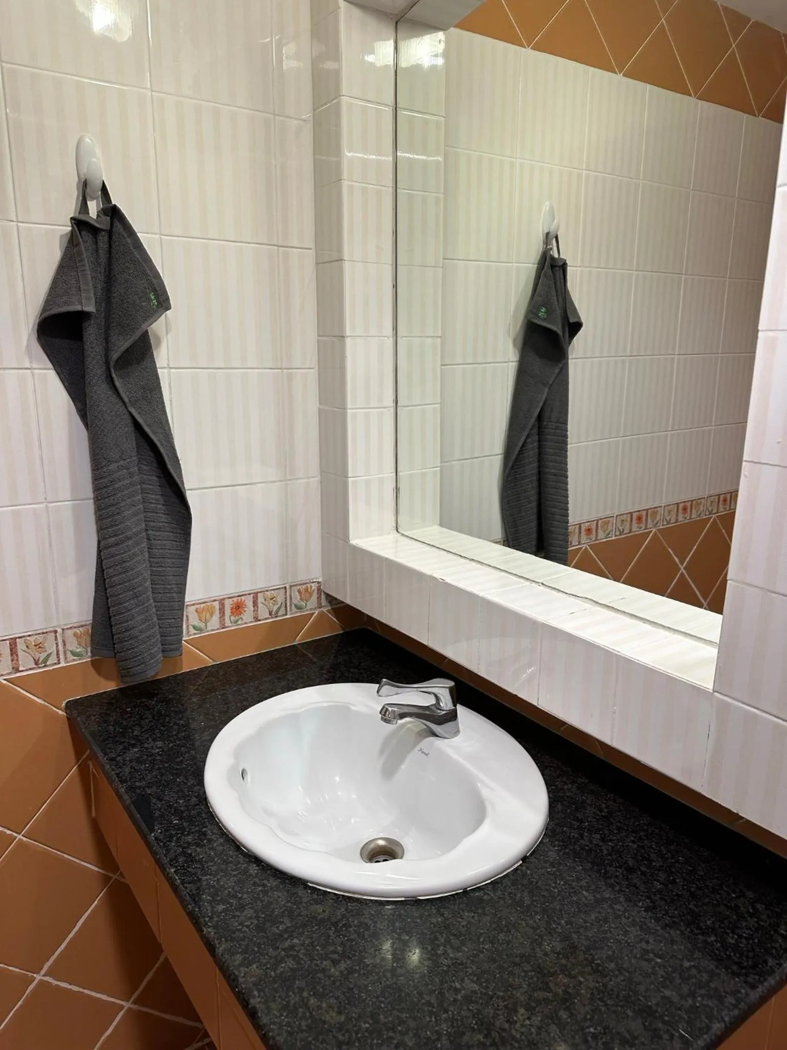 Bathroom in Nid Huahin Hotel