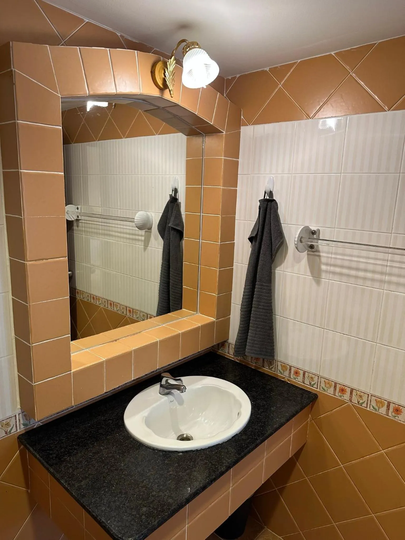 Bathroom in Nid Huahin Hotel