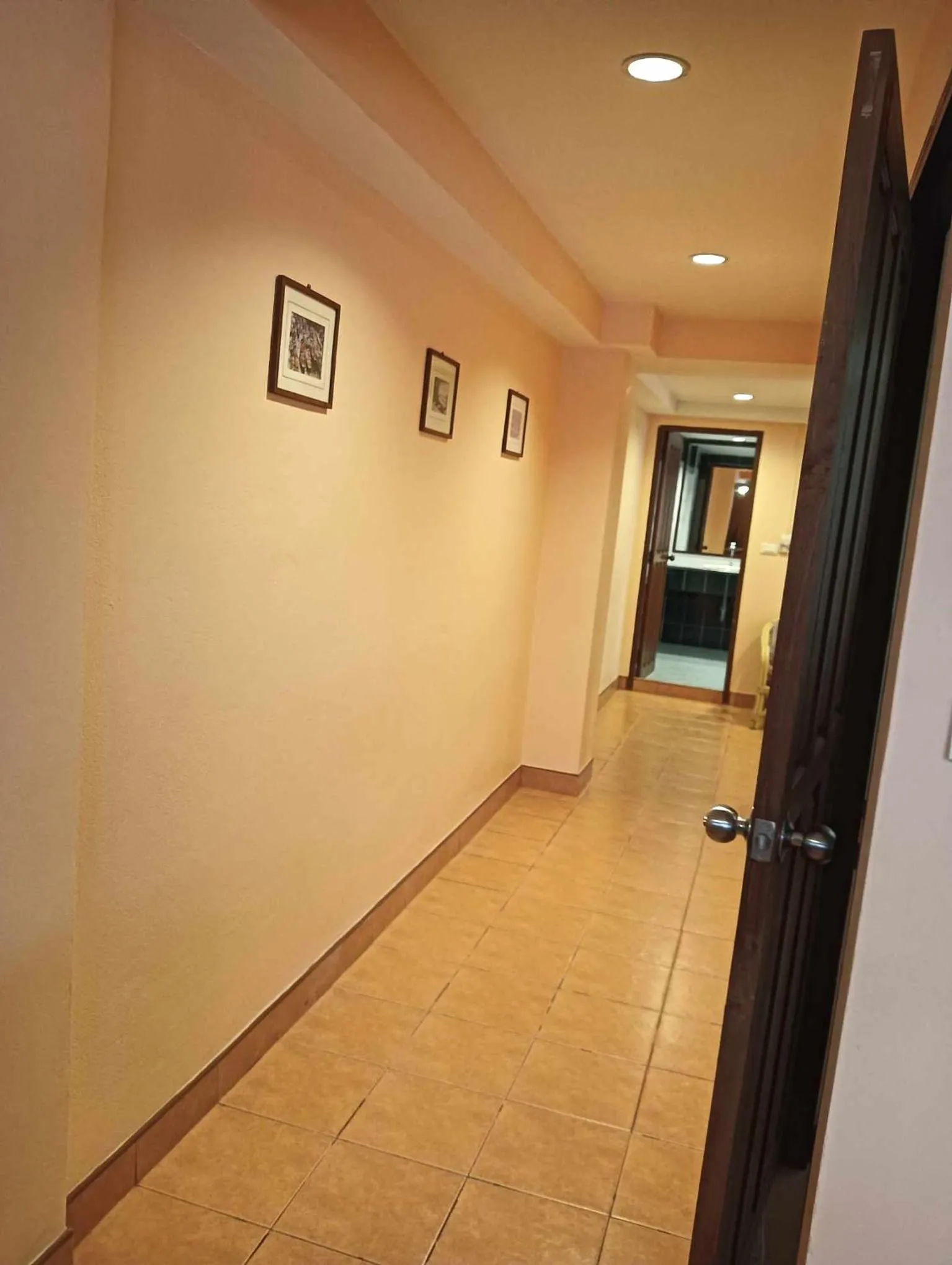 Photo of the whole room in Nid Huahin Hotel