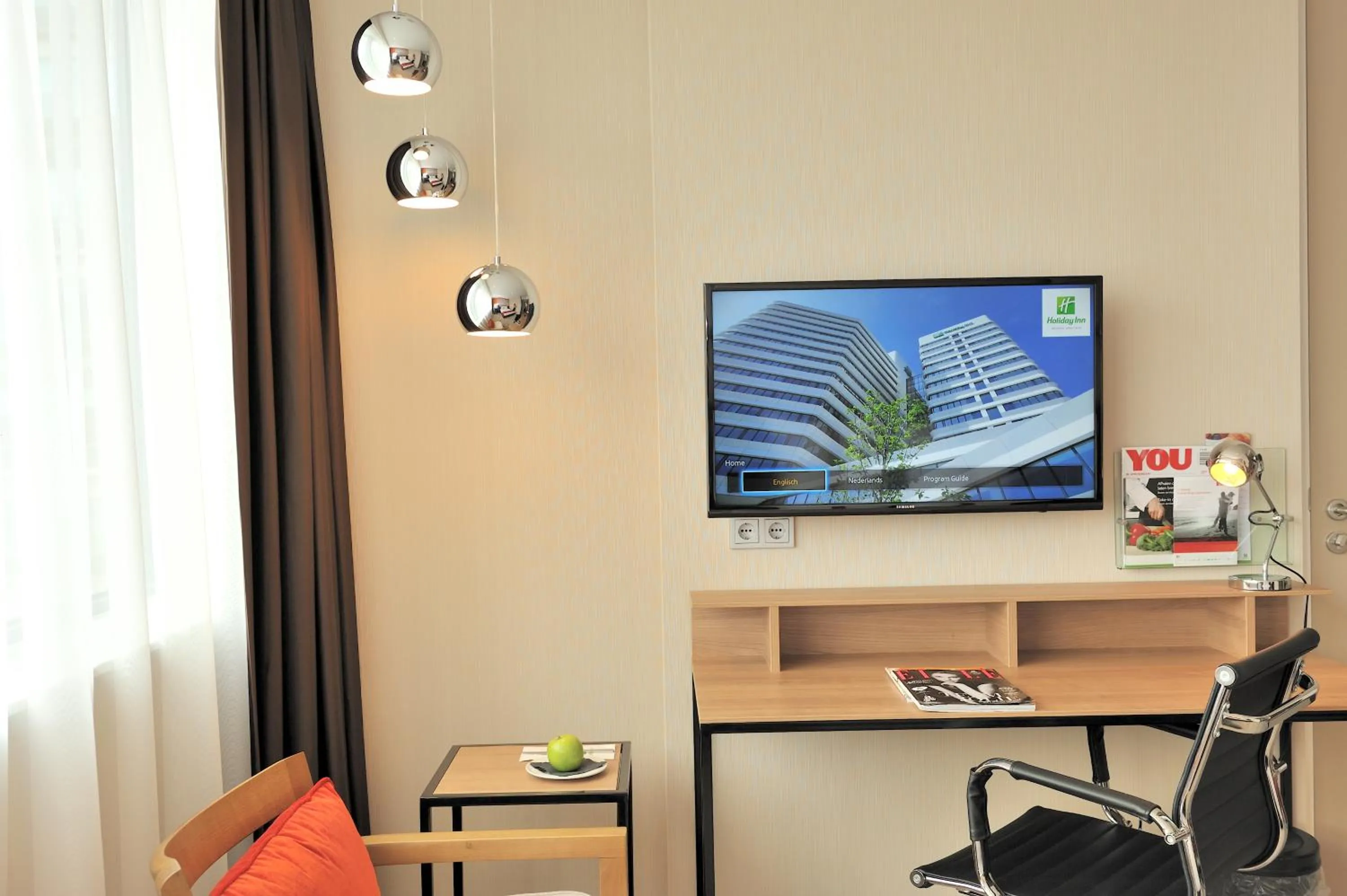 TV and multimedia in Holiday Inn Amsterdam - Arena Towers by IHG