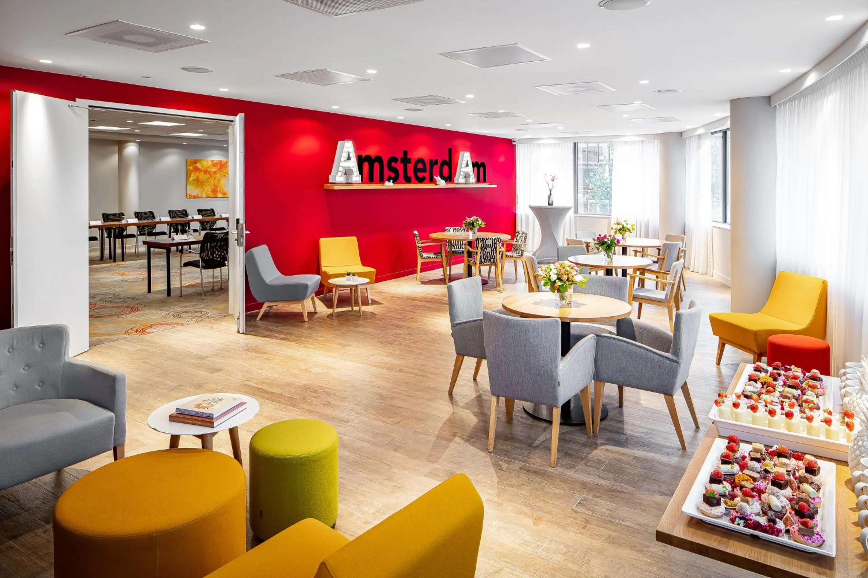 Meeting/conference room in Holiday Inn Amsterdam - Arena Towers by IHG