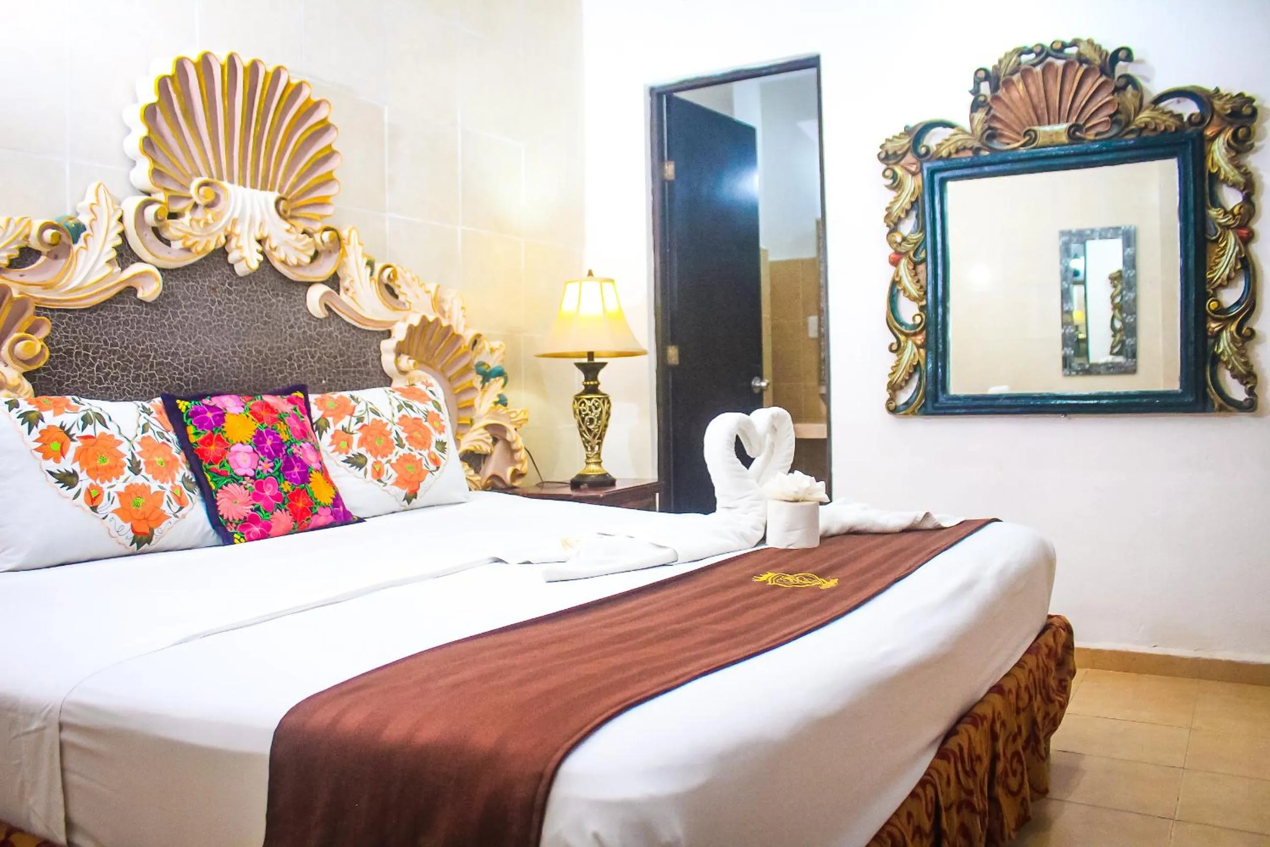 Bed in Palacio Canton Hotel - Valladolid