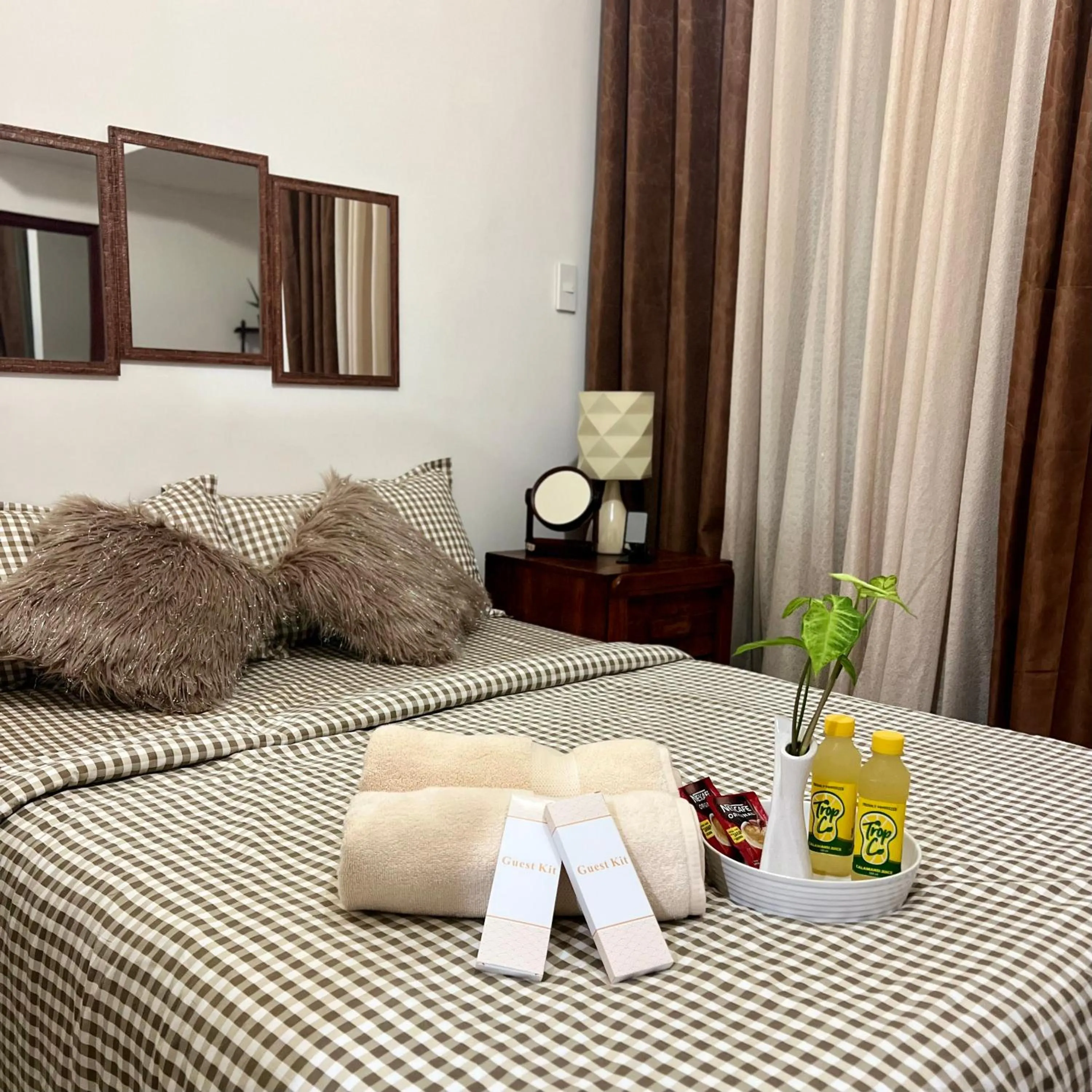 Bedroom, Bed in Inspiria Condominium Tower, beside Abreeza Ayala Mall, Davao City