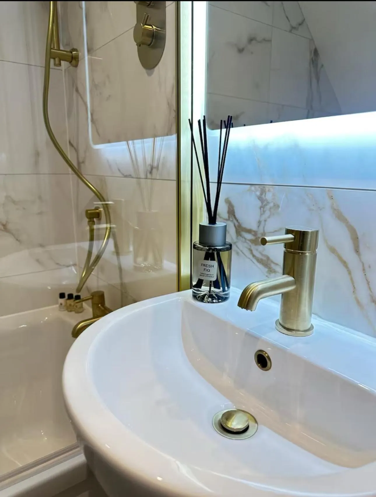 Bridge House Hotel & Silver Howe View Cottage