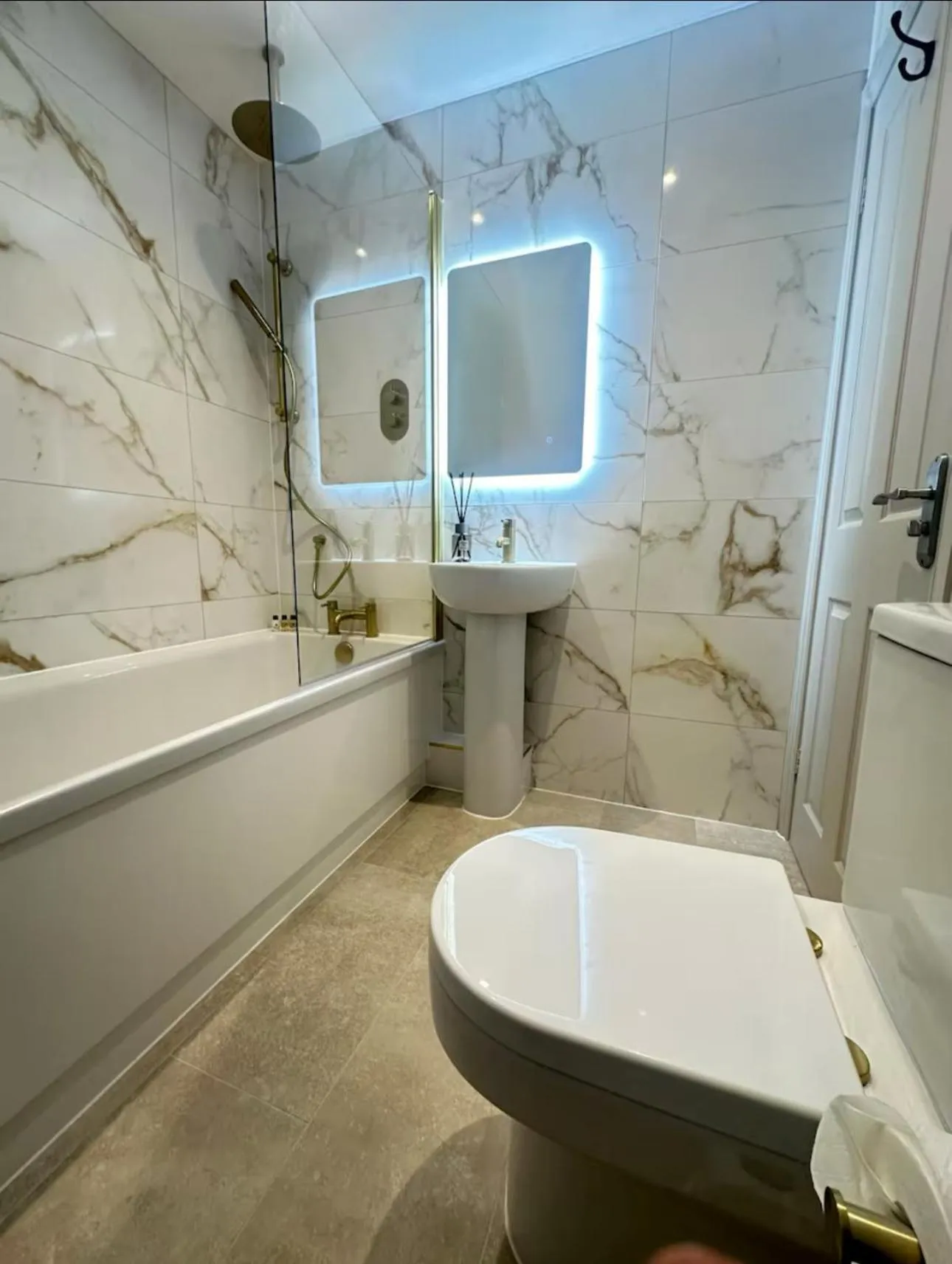 Bridge House Hotel & Silver Howe View Cottage