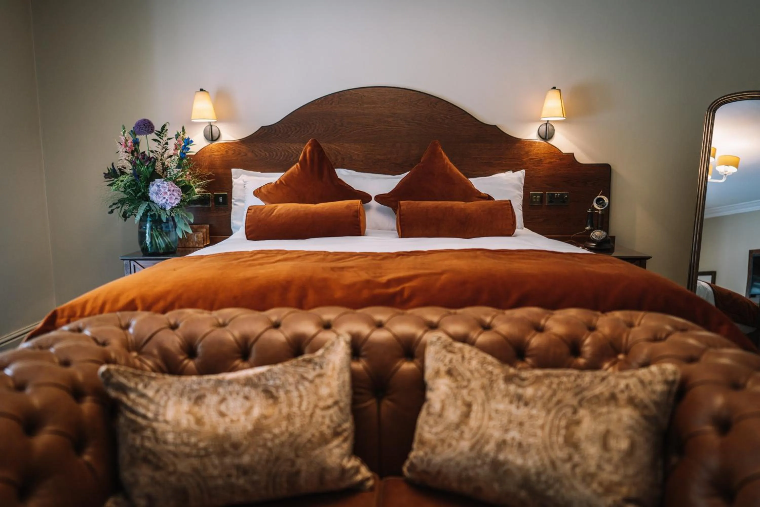 Bed in Bridge House Hotel & Silver Howe View Cottage