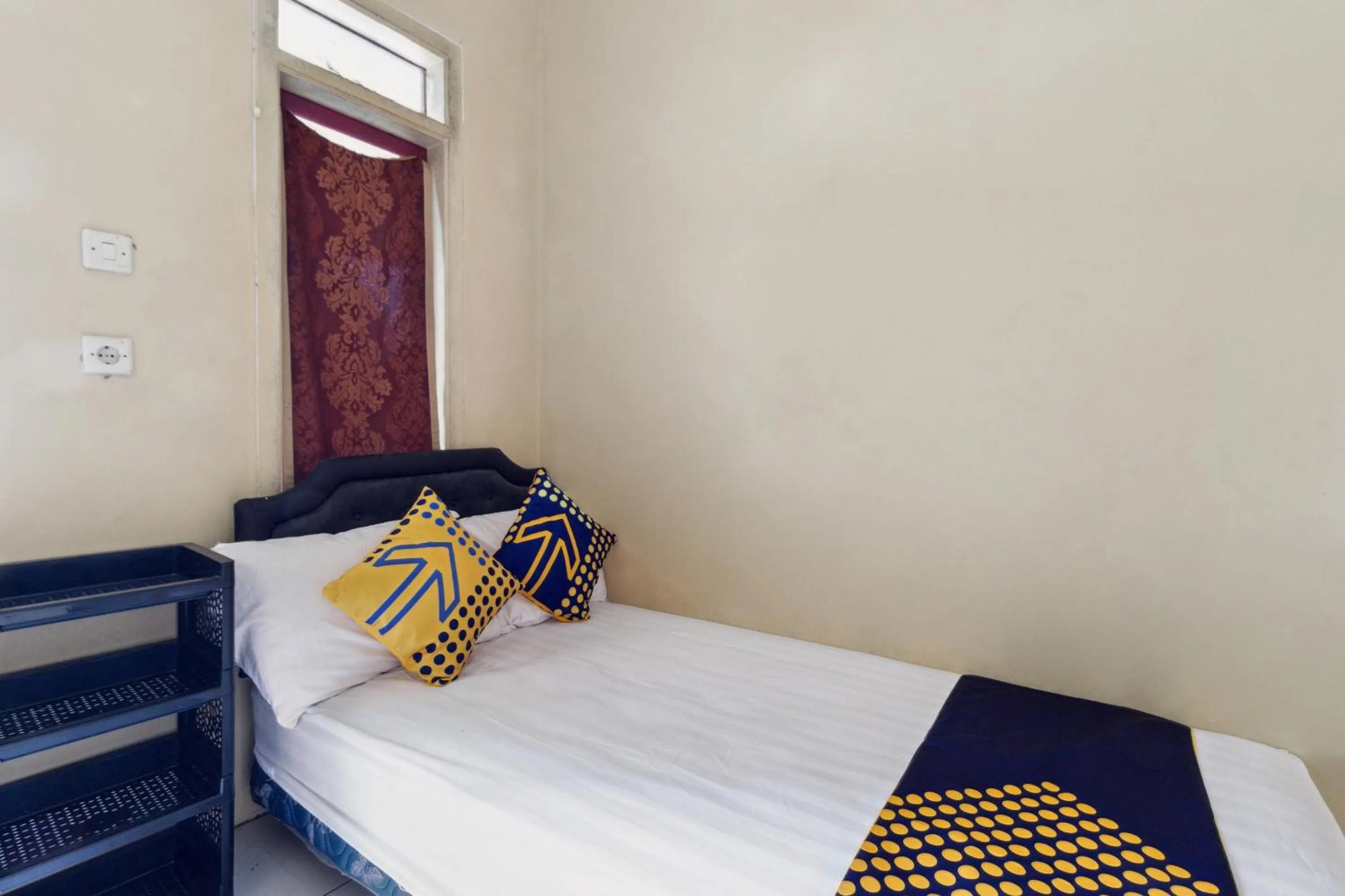 Bedroom, Bed in Hotel O Al Mahira Syariah