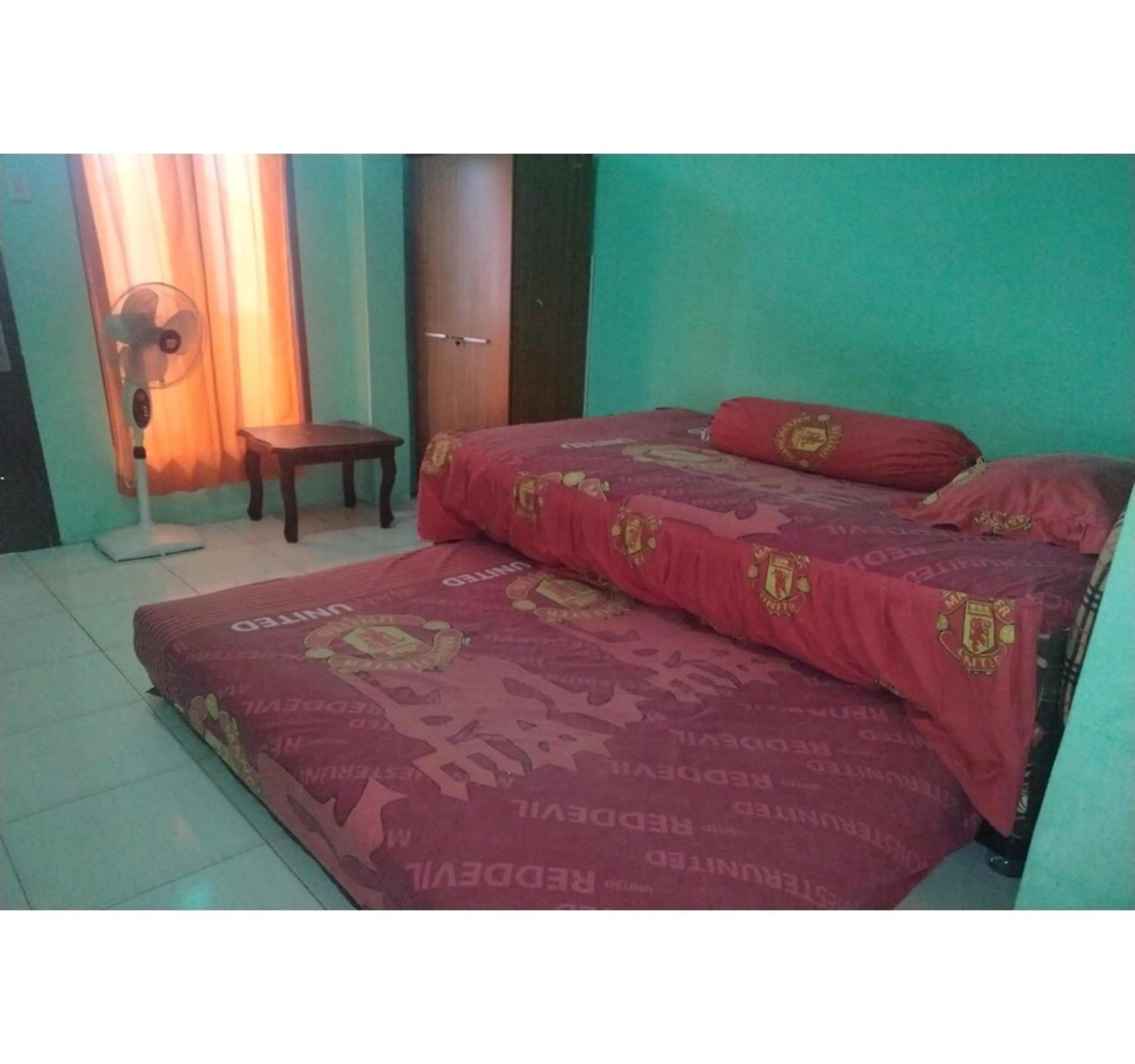 Bedroom, Bed in Hotel O Nany Asoka Syariah Near Anyong Cafe Studio