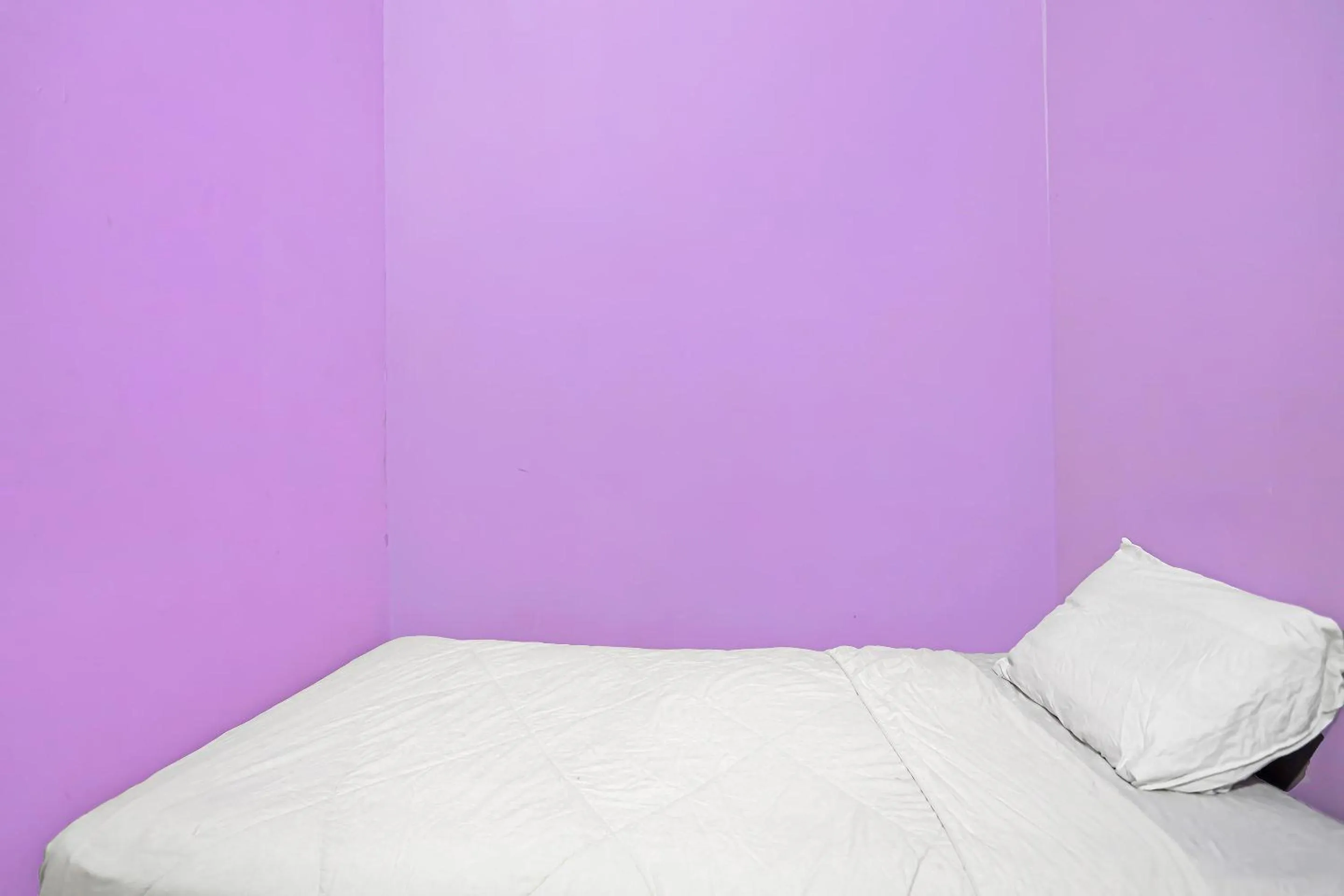 Bedroom, Bed in Hotel O Paris SyariahNearTempat Makan Pagi Sore Nohil