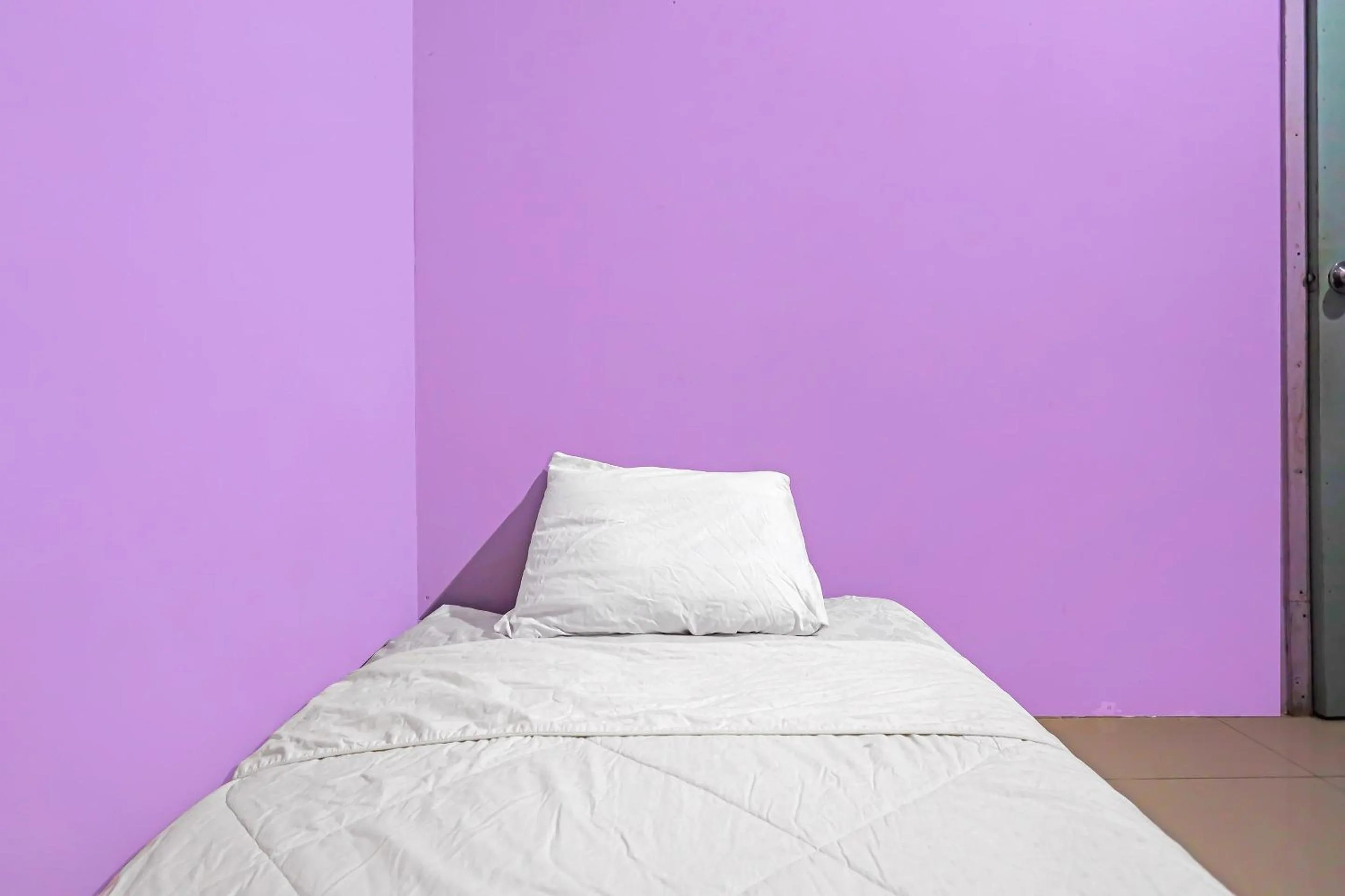 Bedroom, Bed in Hotel O Paris SyariahNearTempat Makan Pagi Sore Nohil