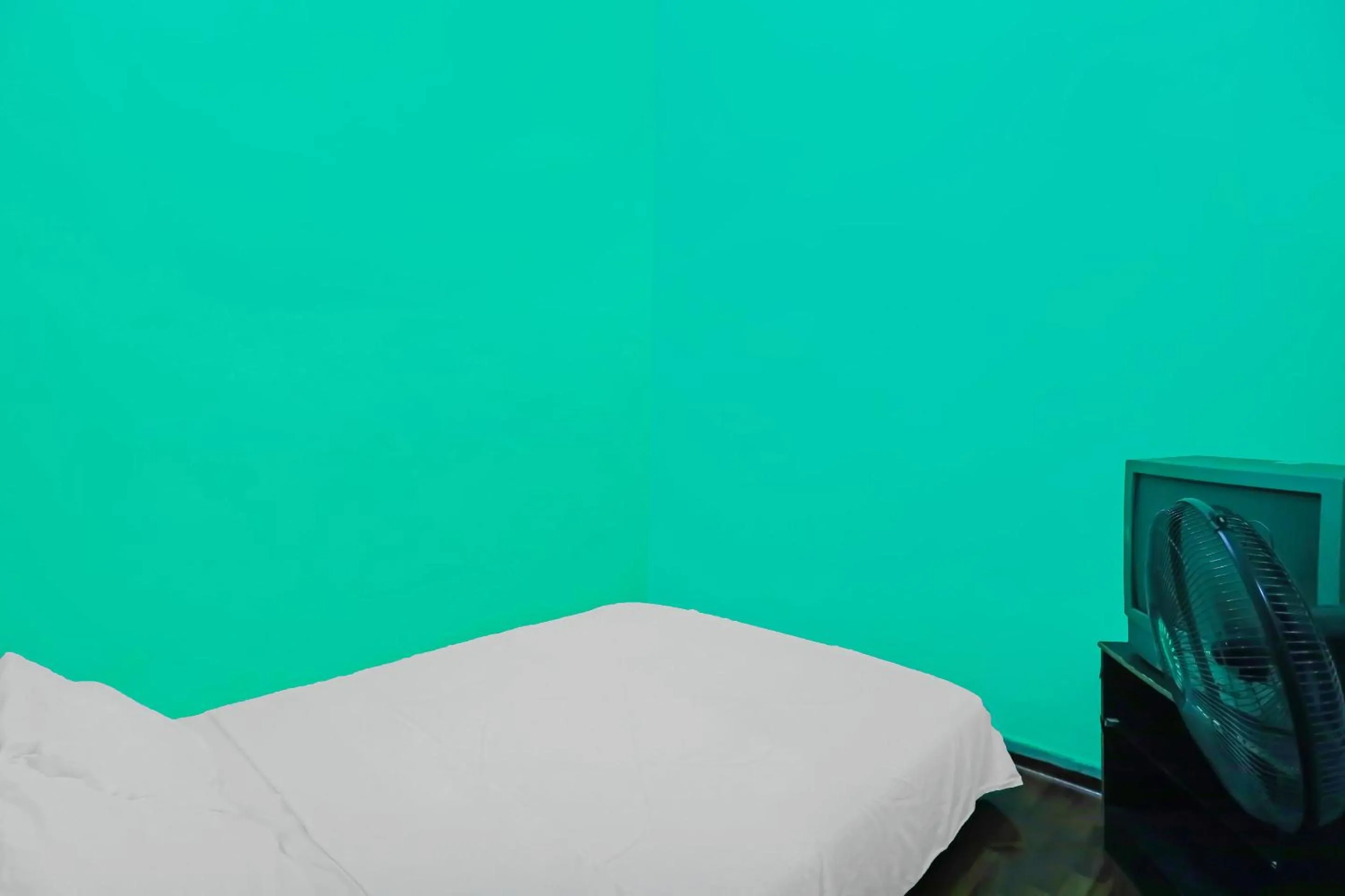 Bedroom in Hotel O Paris SyariahNearTempat Makan Pagi Sore Nohil