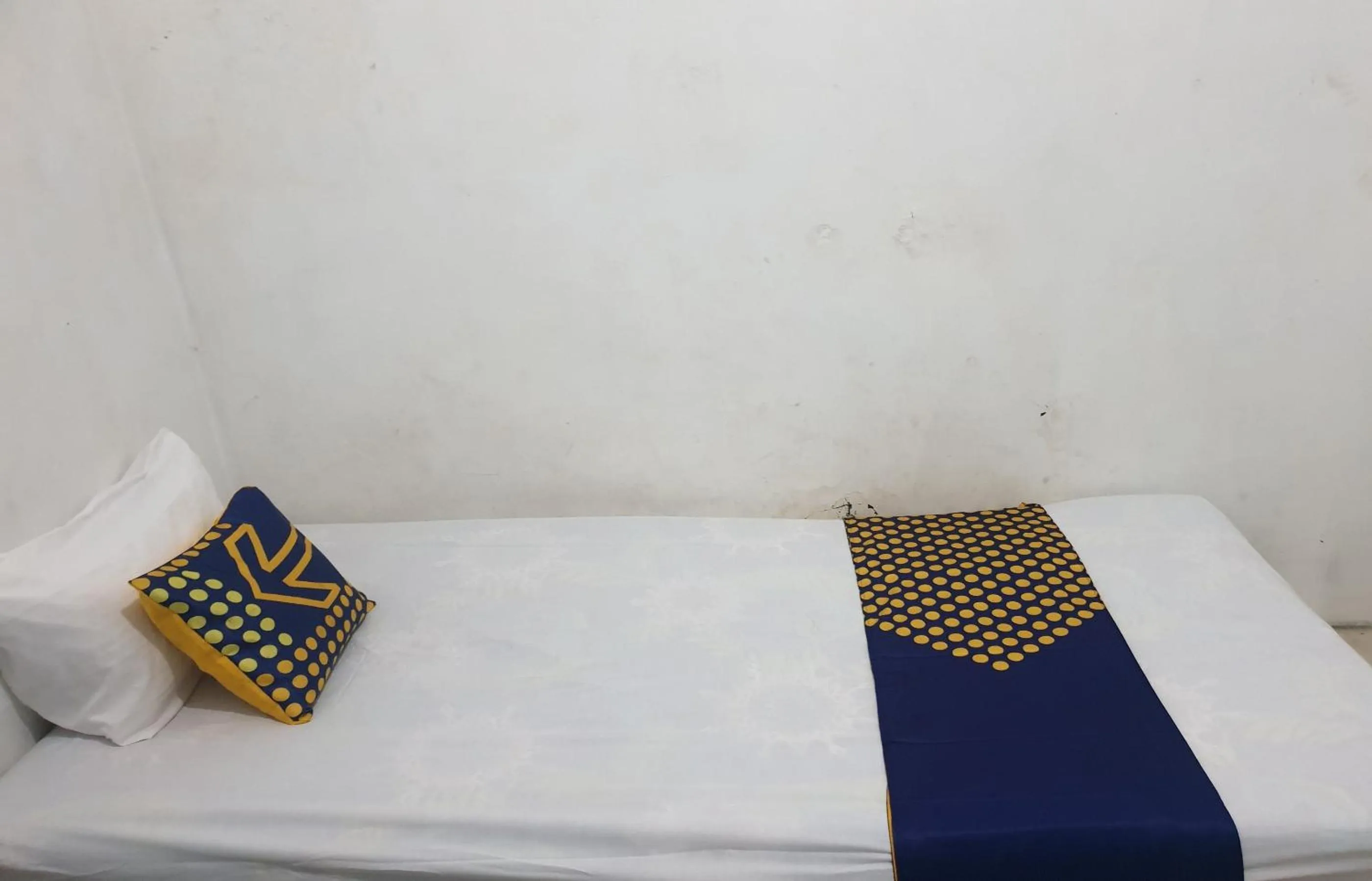 Bedroom, Bed in OYO Life 92842 Homestay Balearjosari