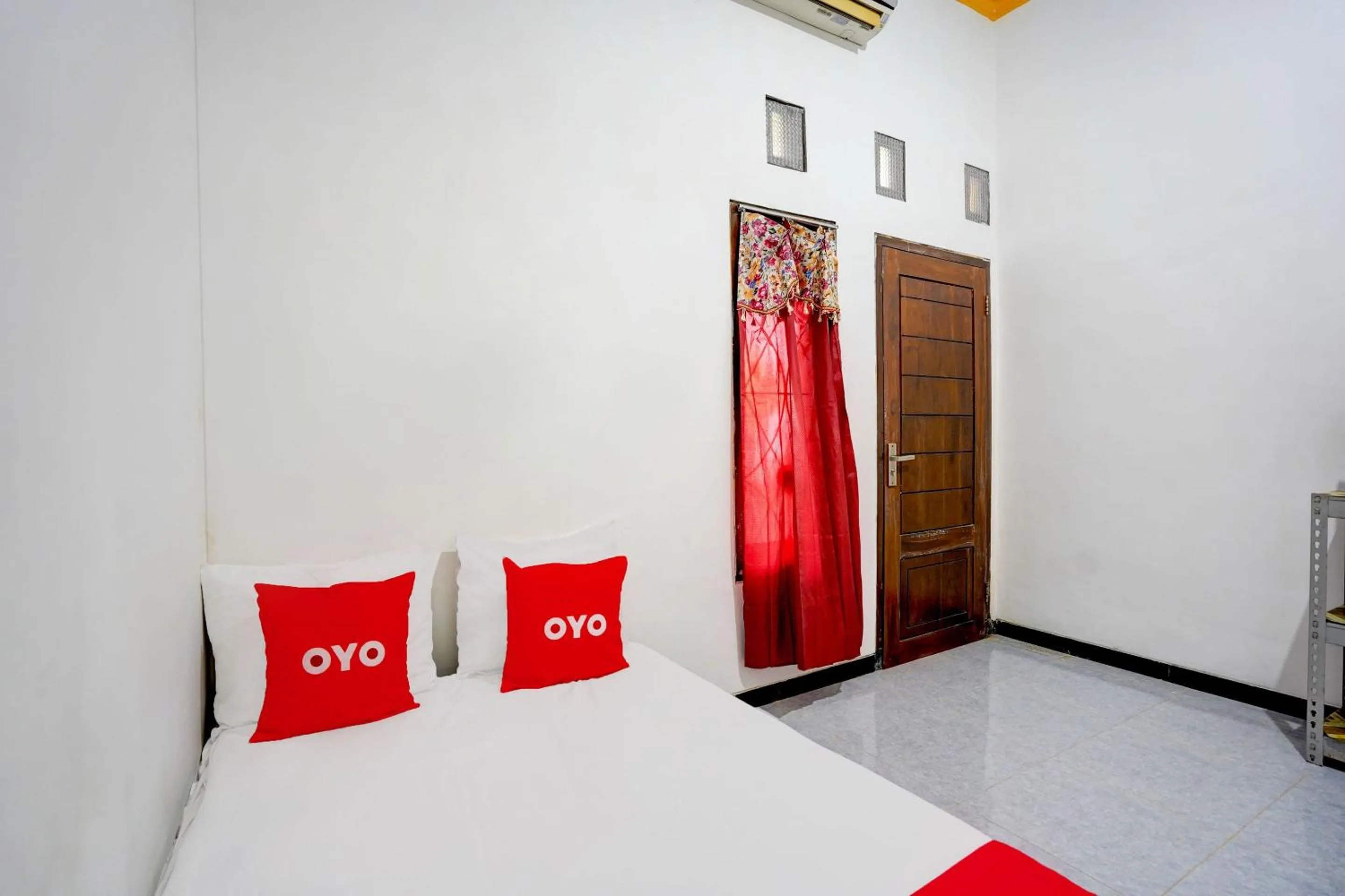 Bedroom in Hotel O Tri D Homestay Syariah