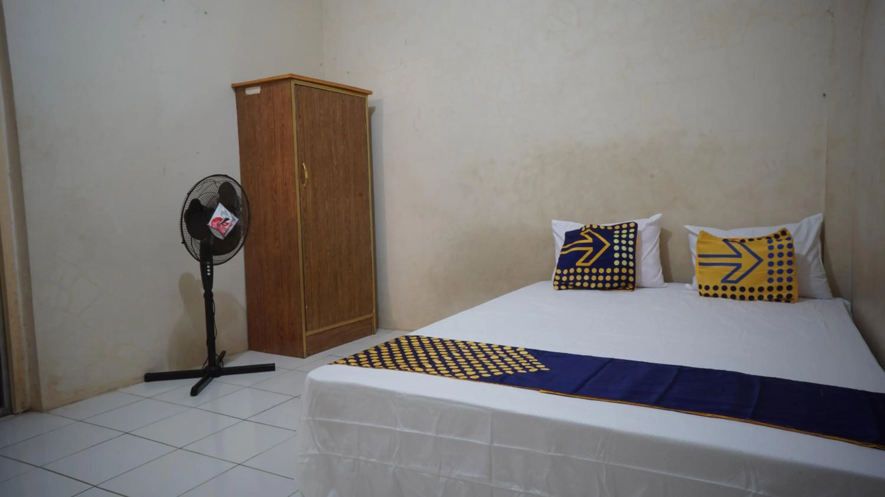 Bedroom, Bed in Hotel O Hunian 99