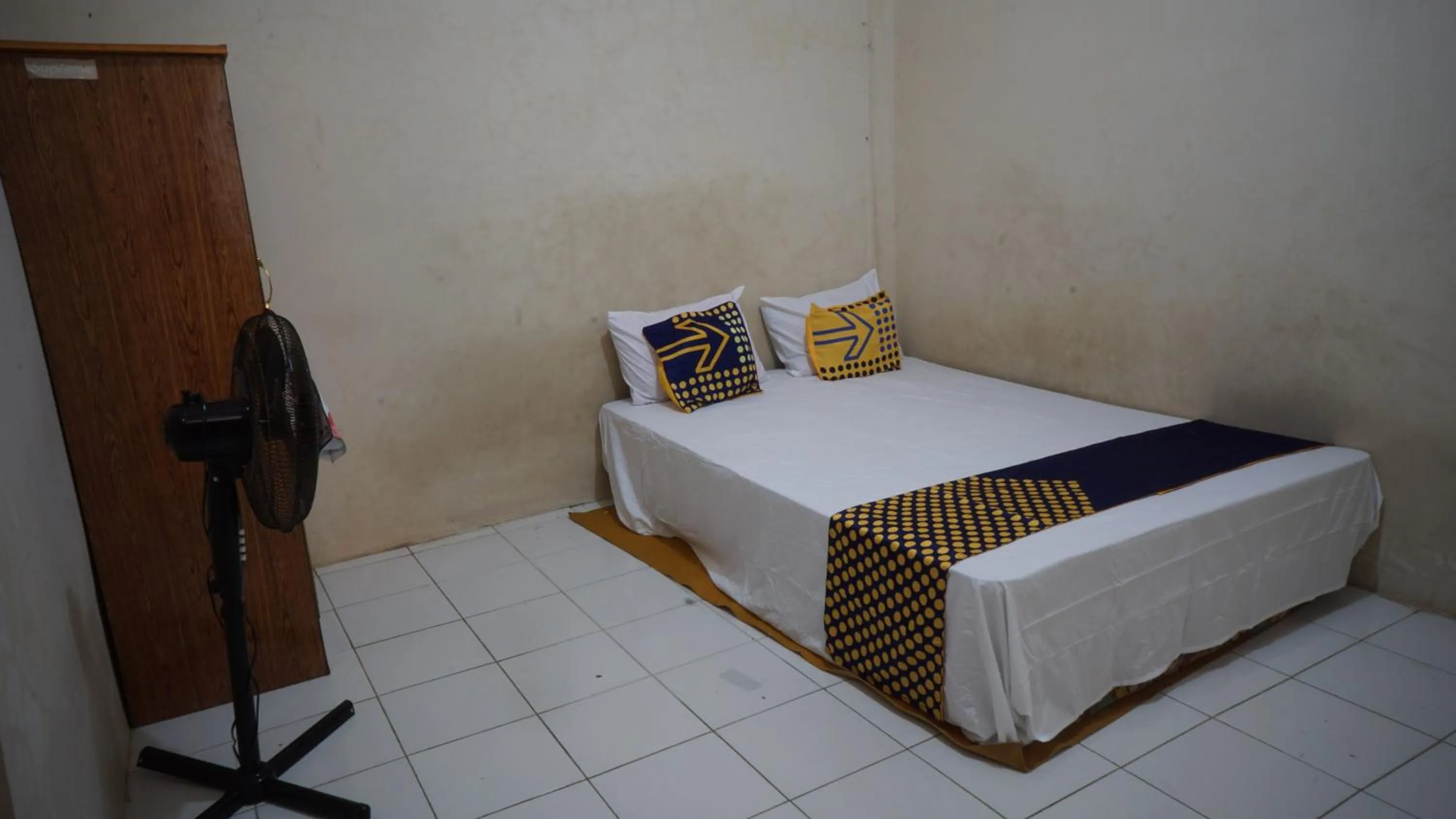 Bedroom, Bed in Hotel O Hunian 99