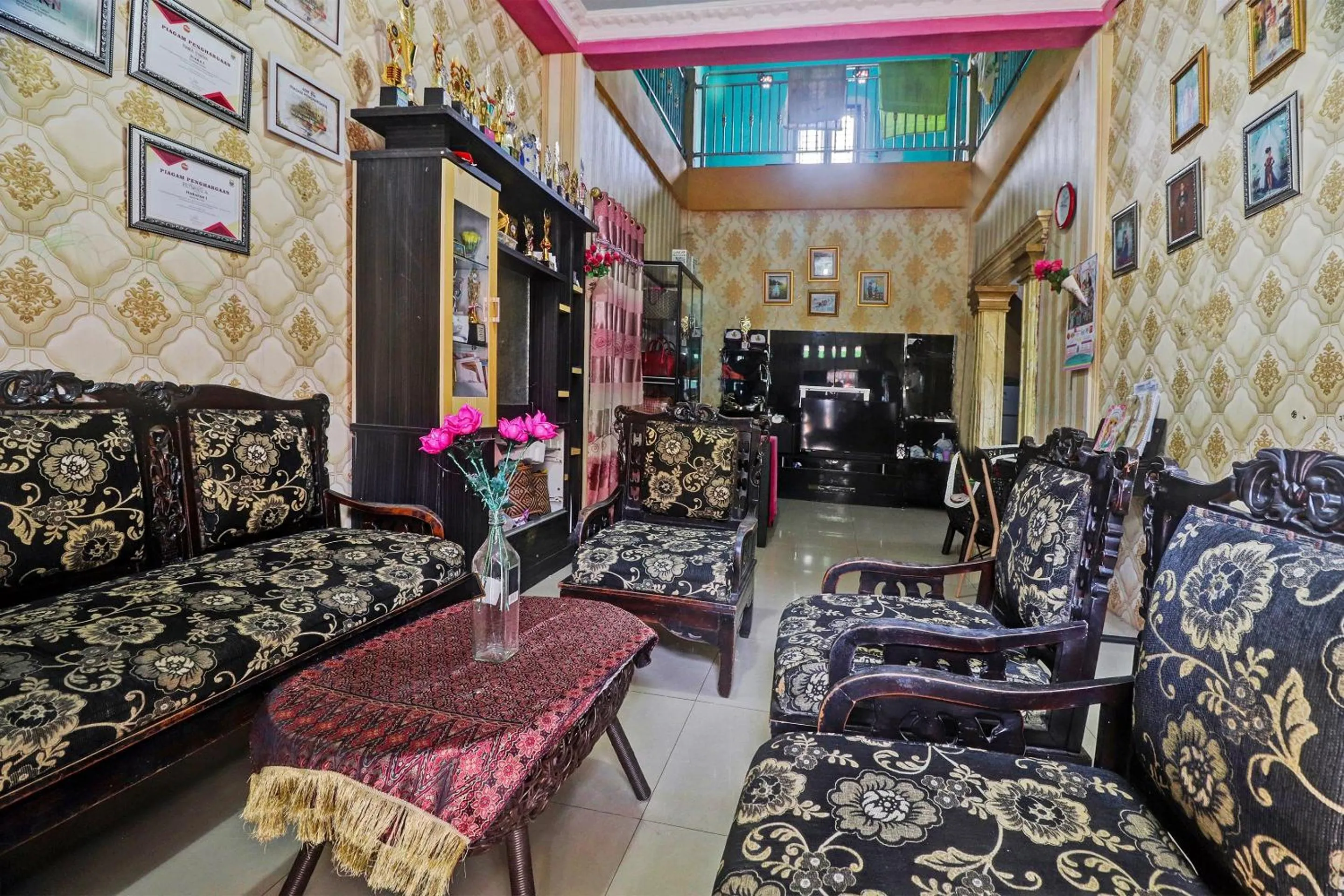 Lobby or reception in Hotel O Rania Kost Simpang Rimbo