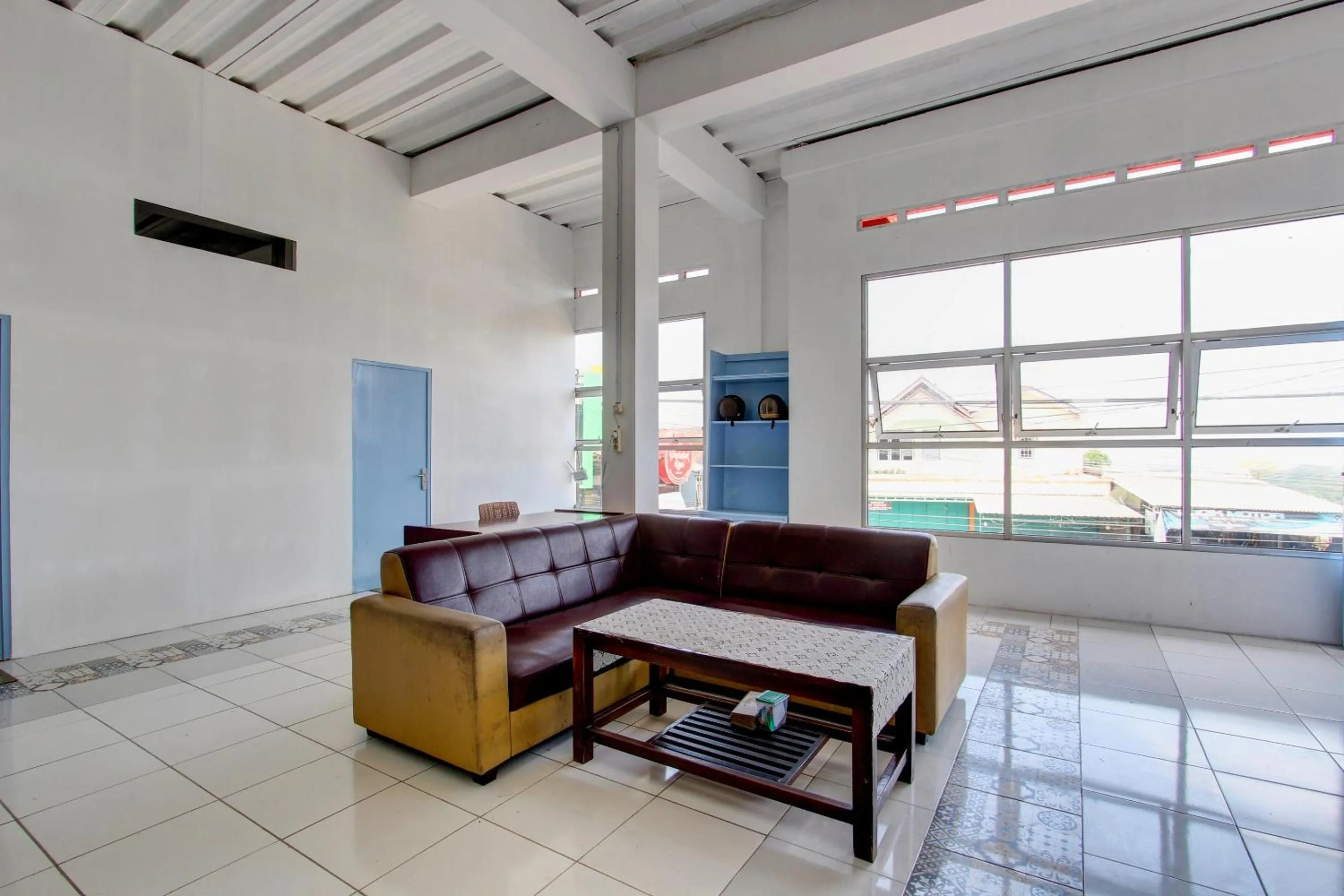 Lobby or reception in SPOT ON 92886 Pondok Kopi Homestay Syariah
