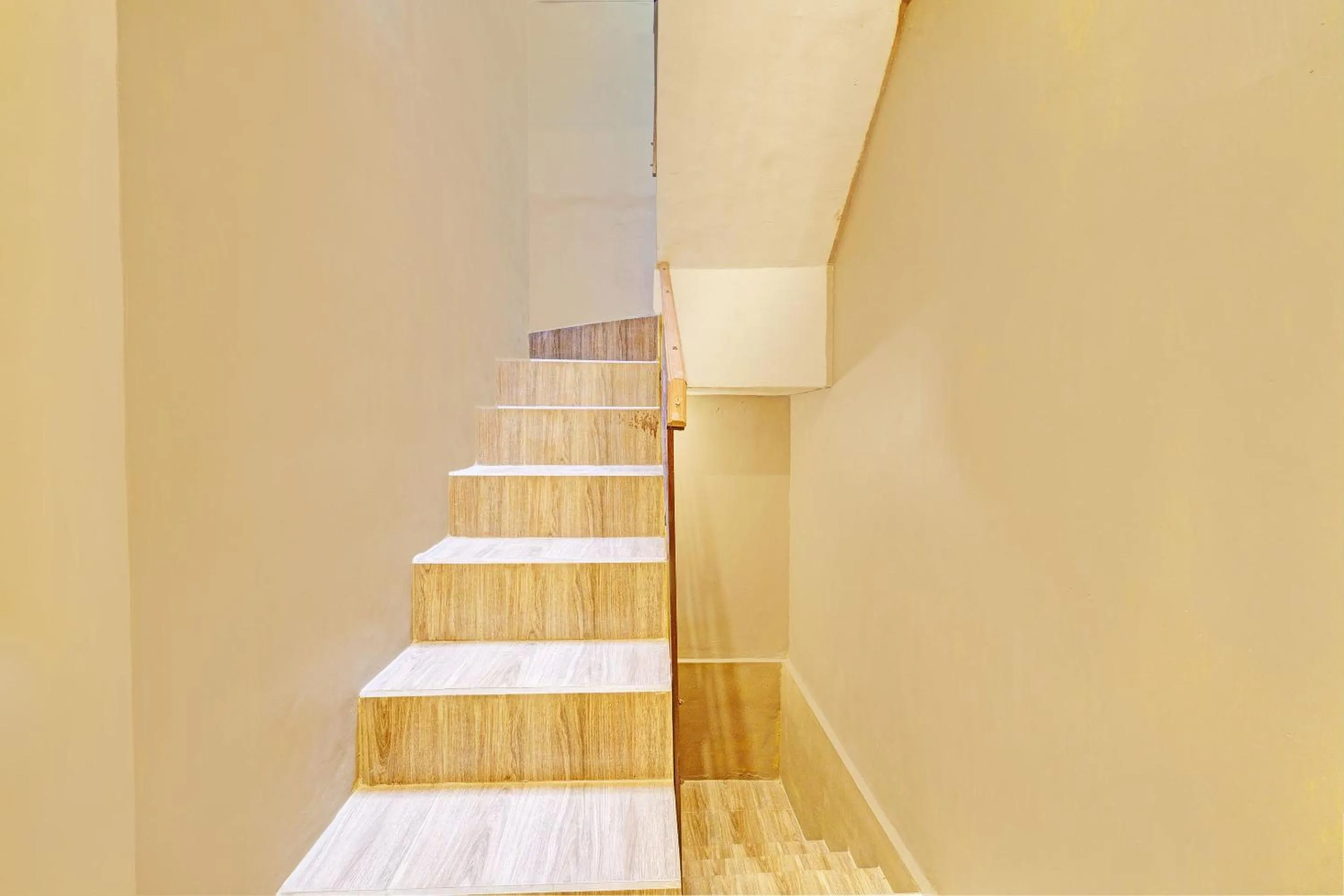 Lobby or reception in OYO 92871 Ciparay Residence