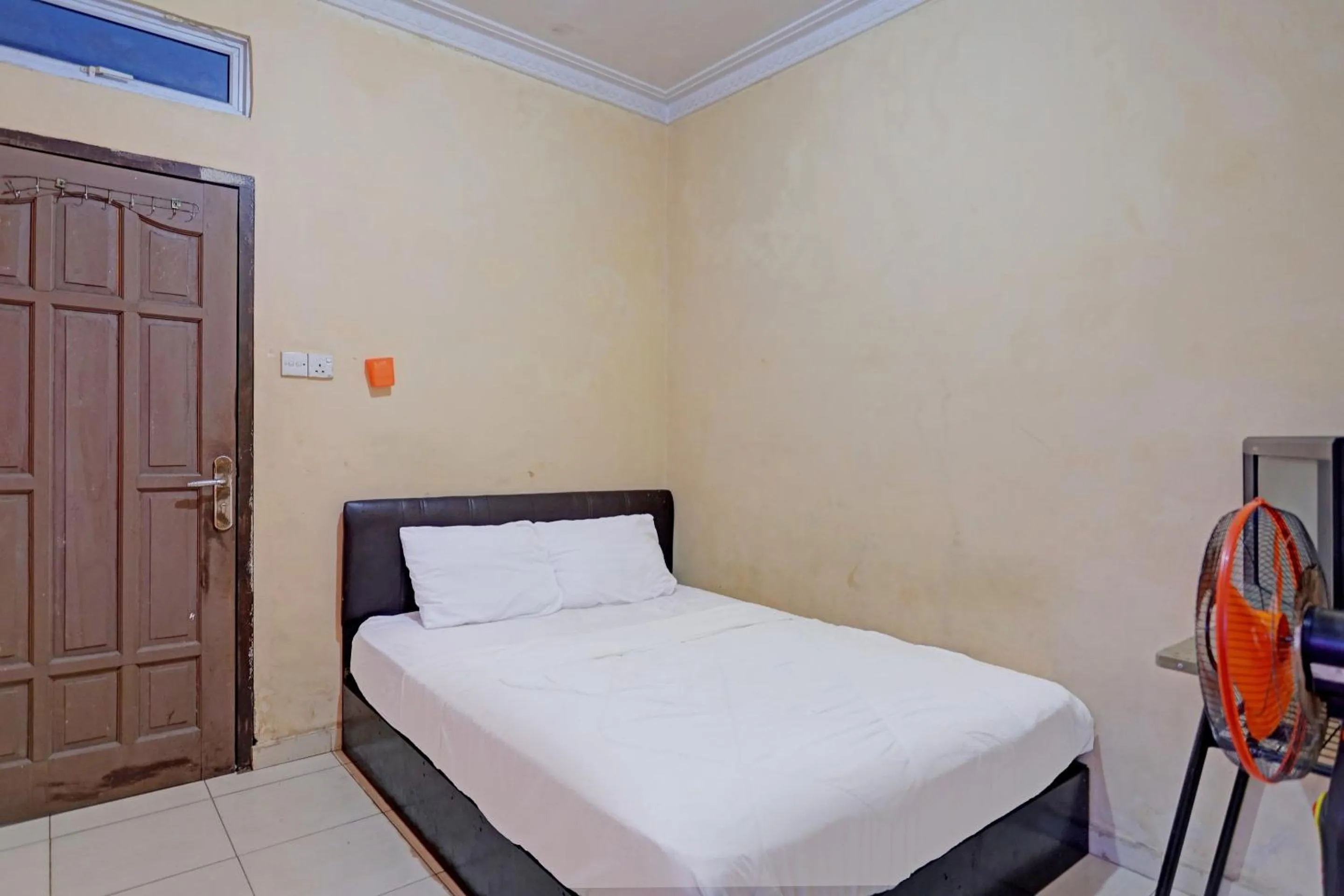 Bedroom, Bed in Hotel O Pelita StayNearAnugrah Sinar Lautan