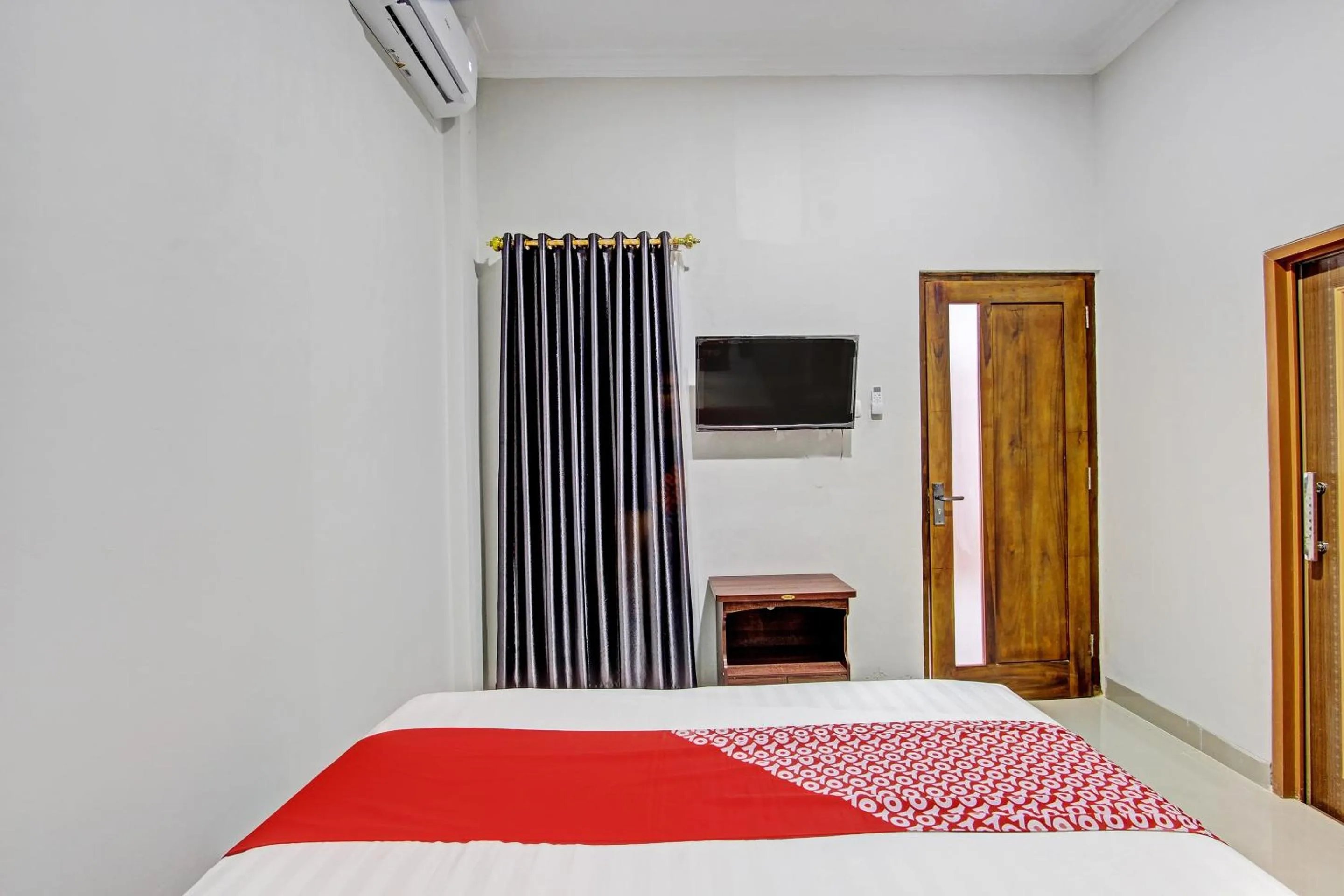 Bedroom in Hotel O Imperial Inn