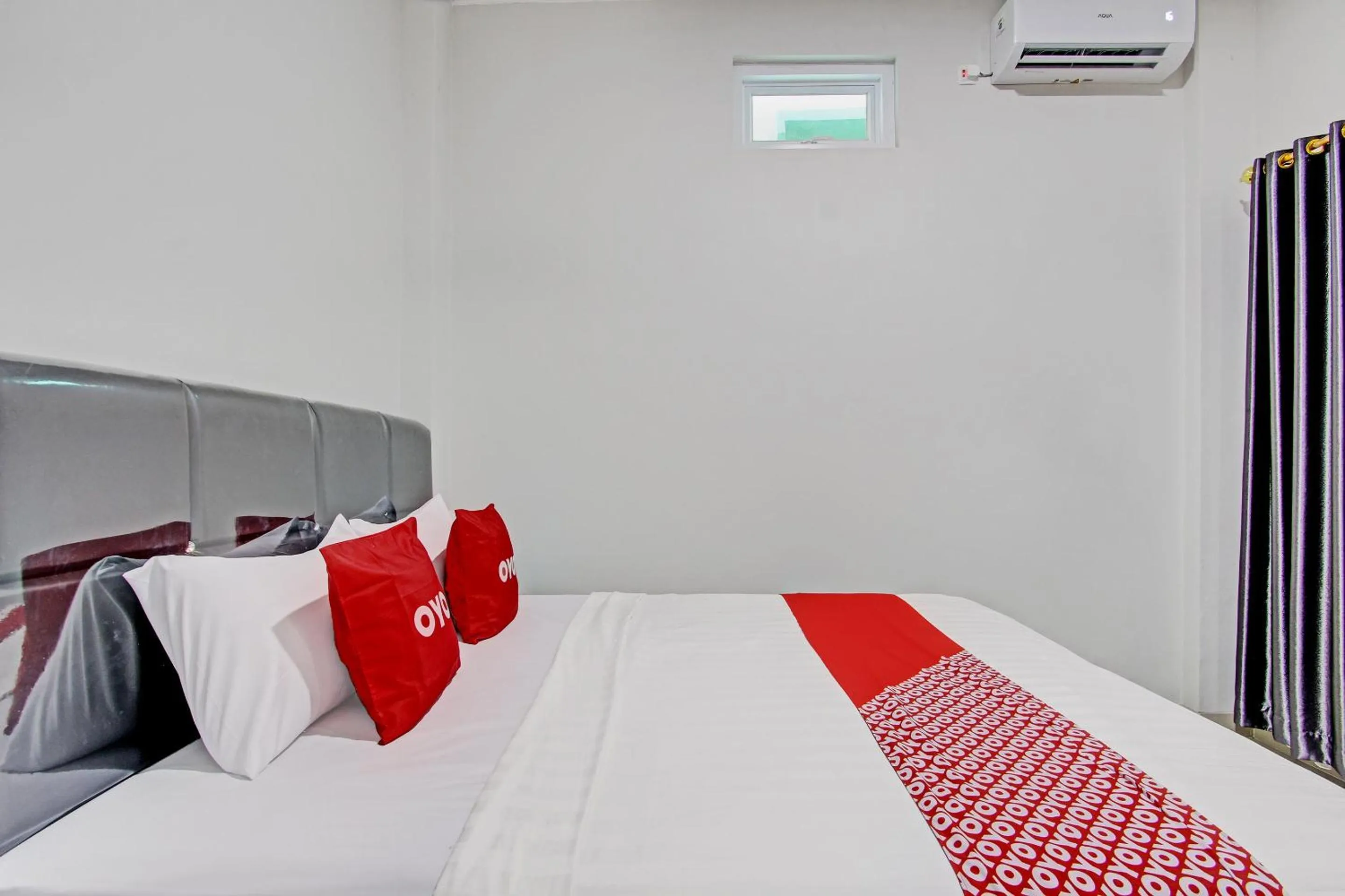 Bedroom in Hotel O Imperial Inn