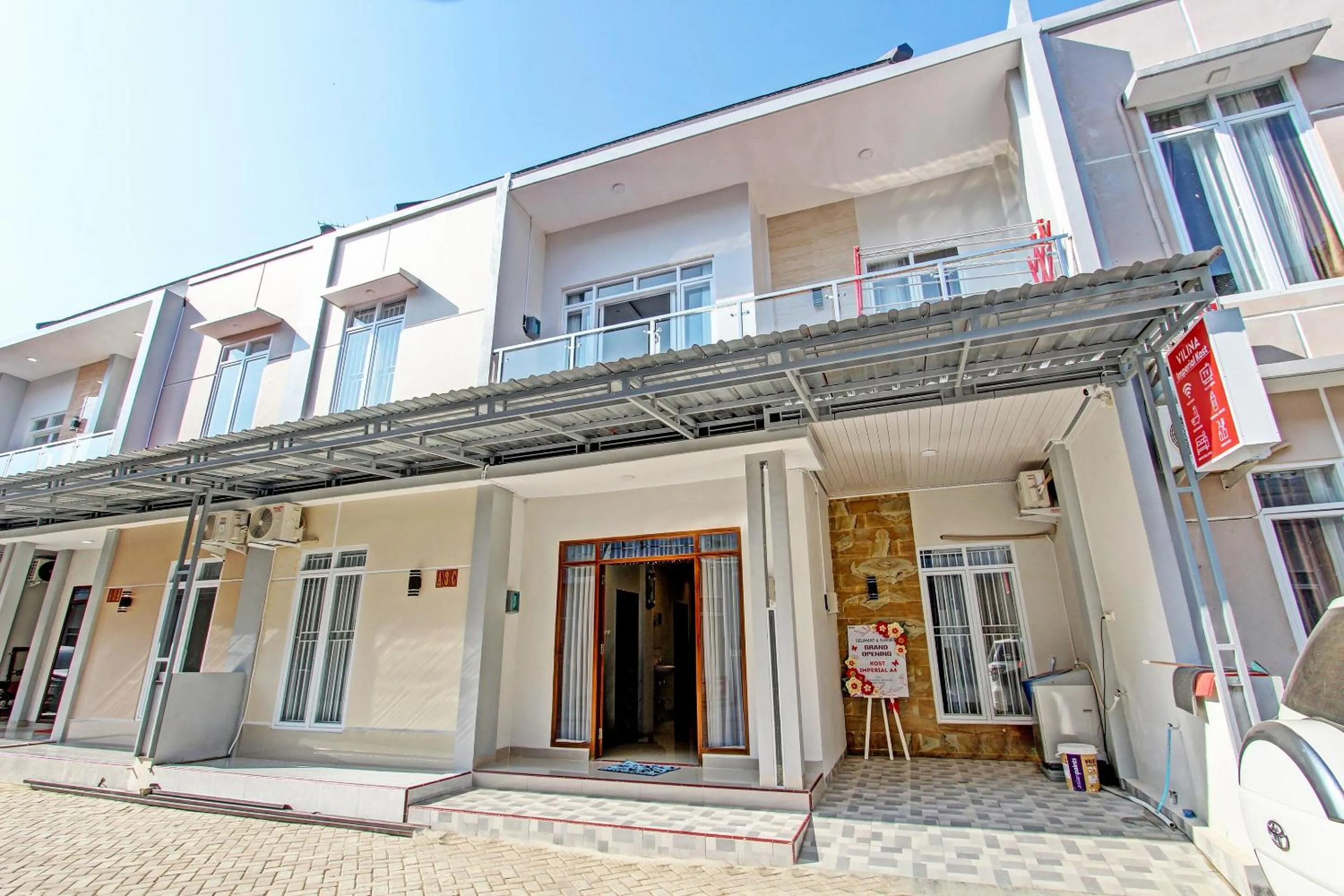 Facade/entrance in Hotel O Imperial Inn